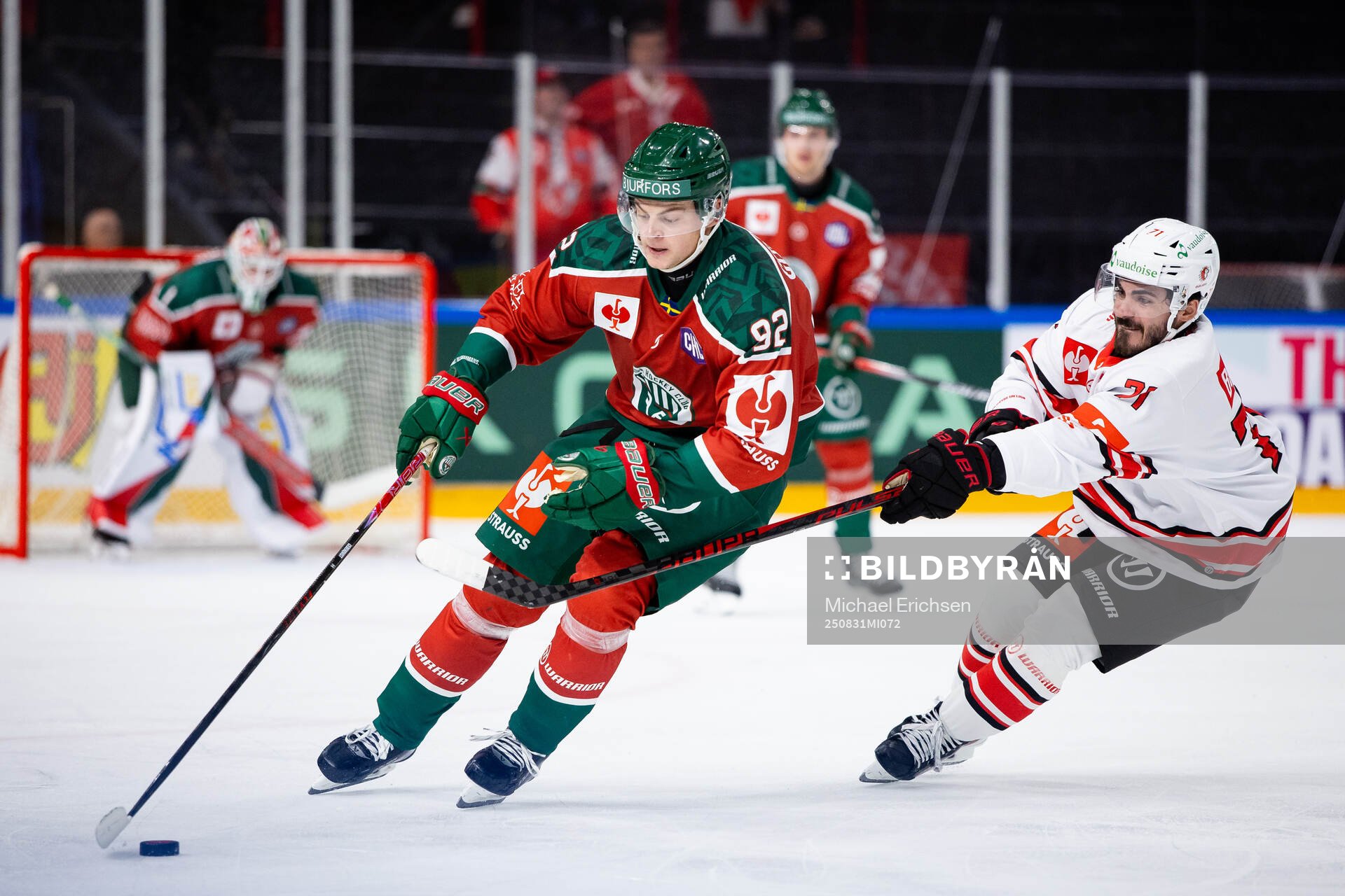 Filip Cederqvist of Frölunda and Benjamin Bougro of