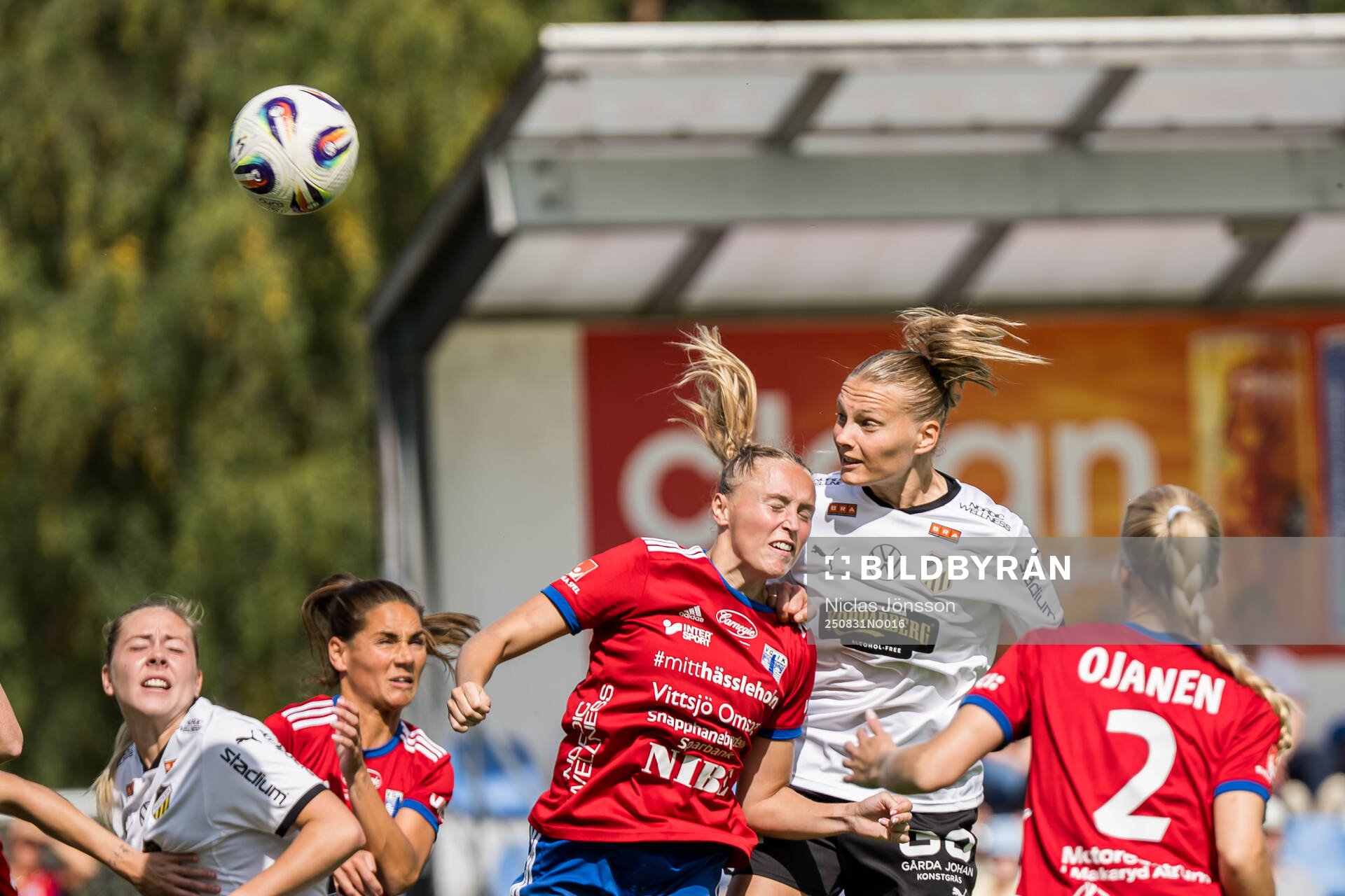 Vittsjös Olivia Wänglund och Häckens Stine Sandbech