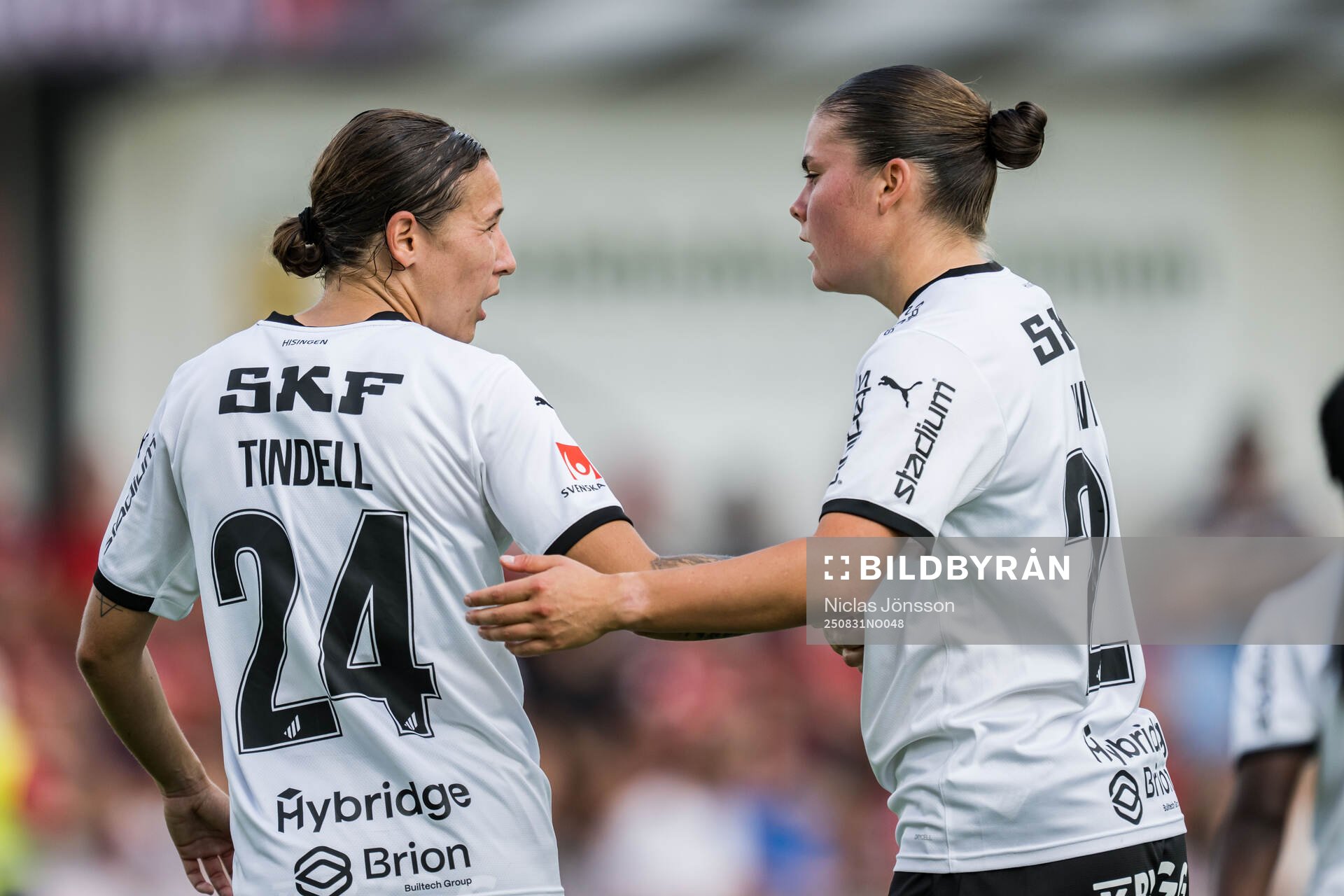 Häckens Tabby Tindell och Hanna Wijk