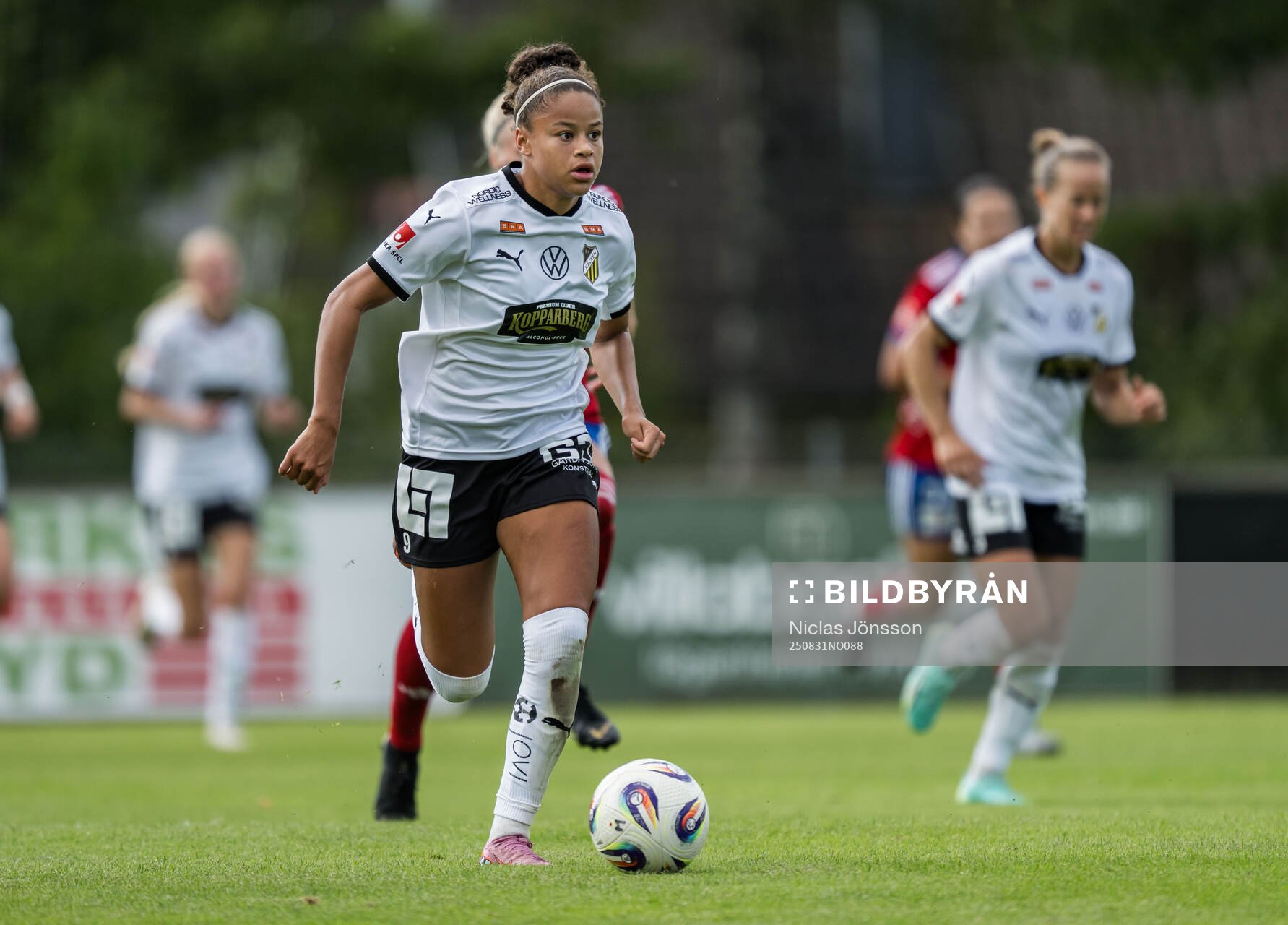 Häckens Felicia Schröder