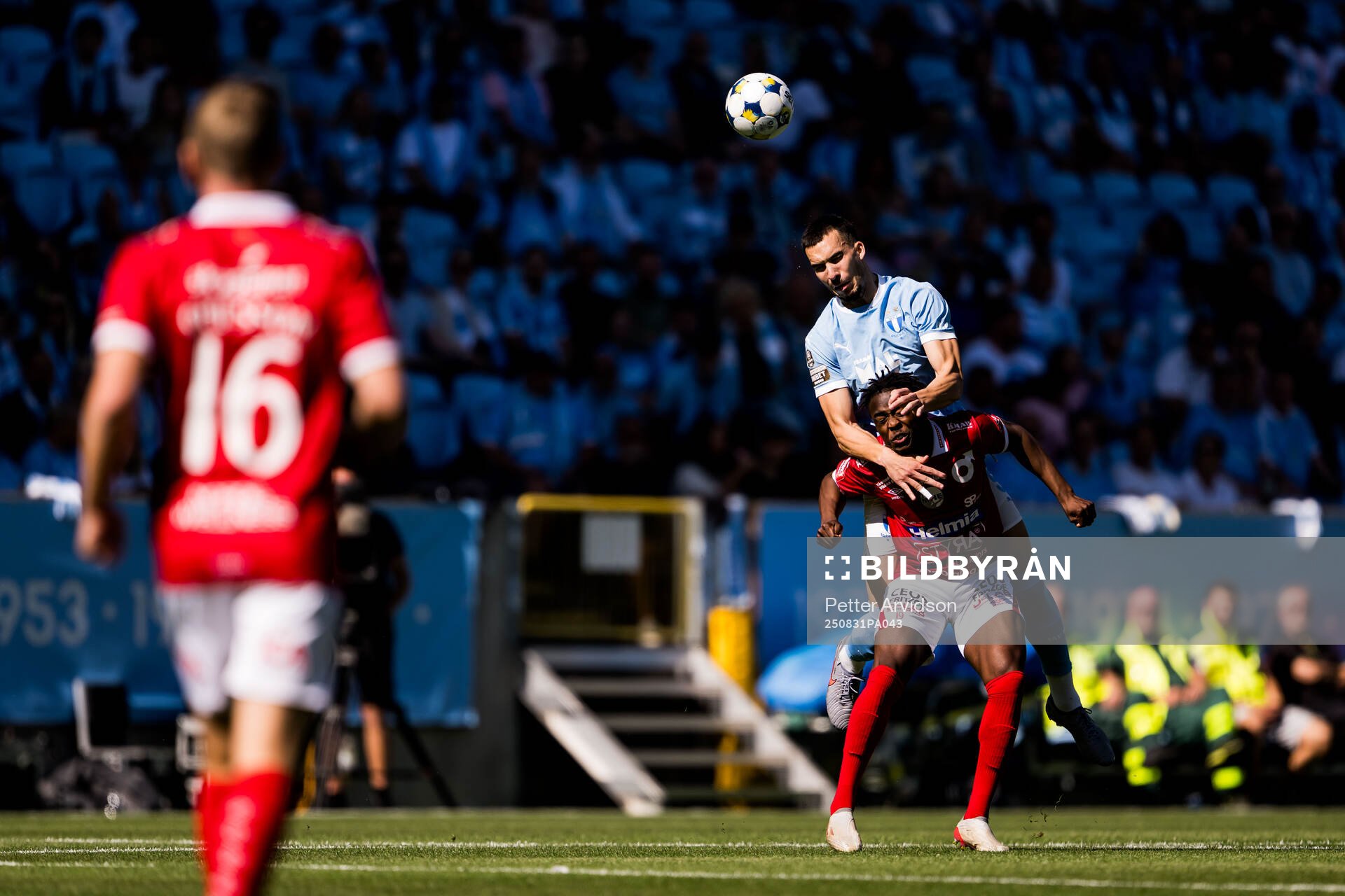 Malmö FFs Andrej Djuric och Degerfors Richie Omorowa