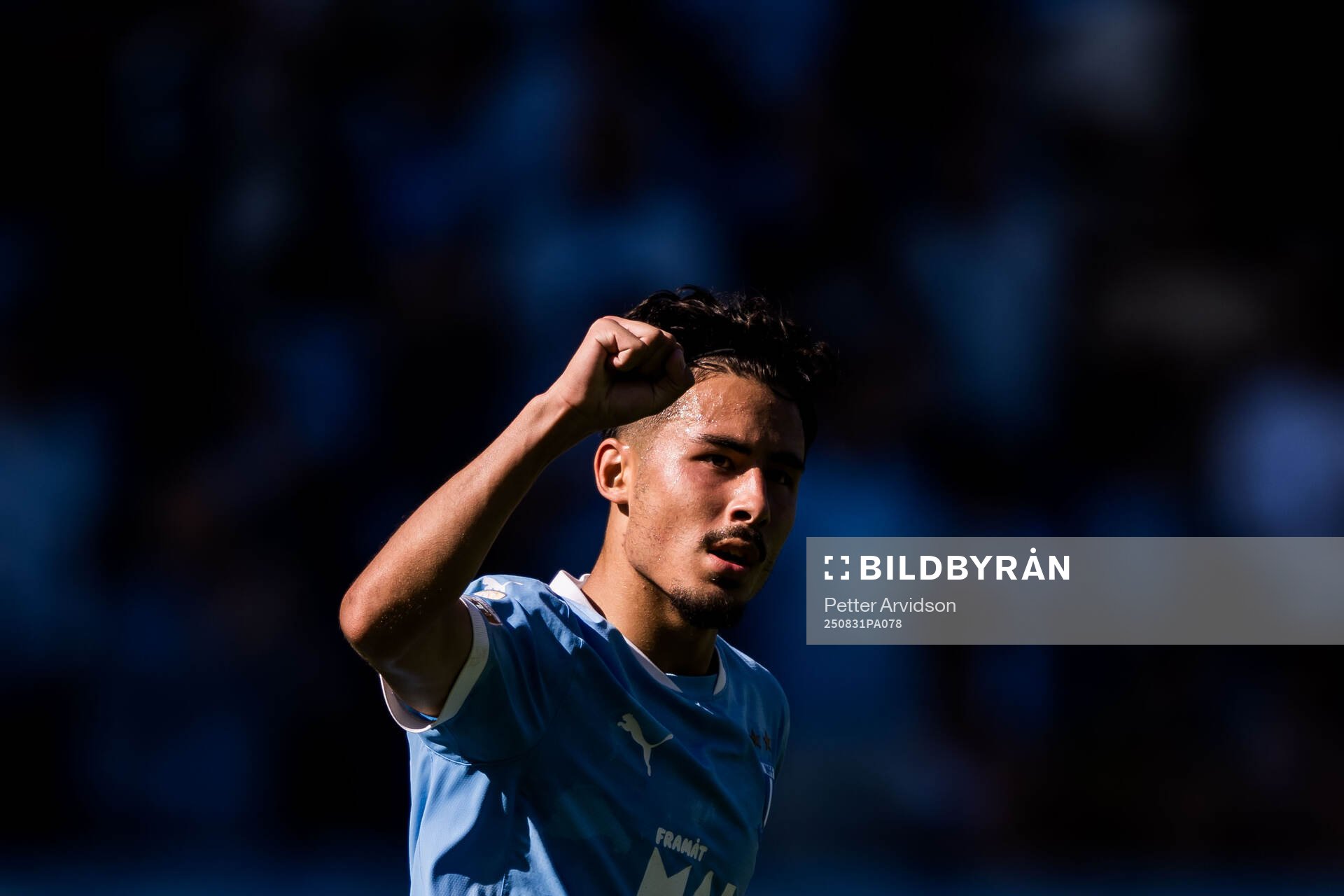 Malmö FFs Adrian Skogmar jublar
