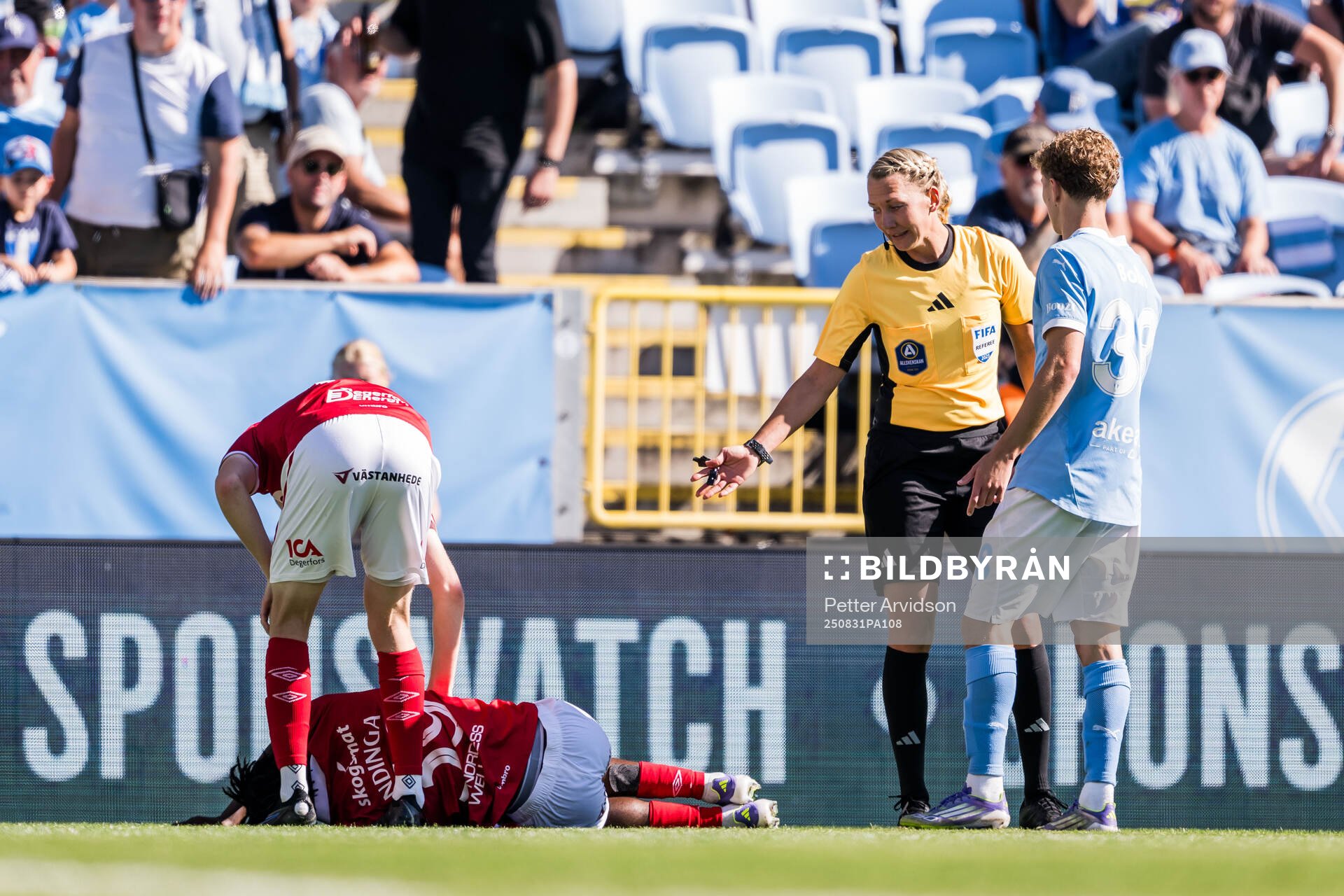 Degerfors Philippe Ndinga Ossiabadjouo och Domare Tess