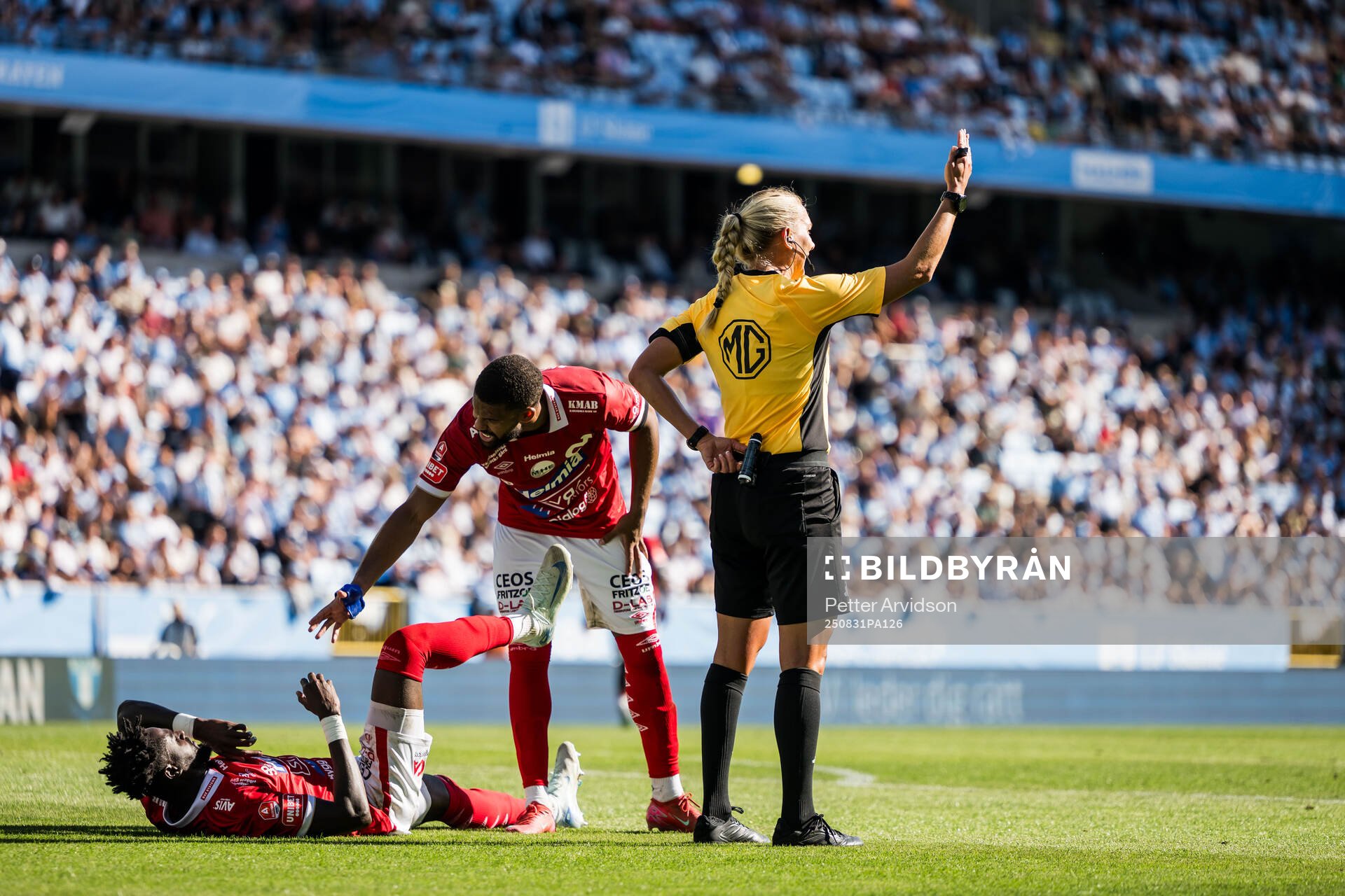 Degerfors Philippe Ndinga Ossiabadjouo och Leon Hien och