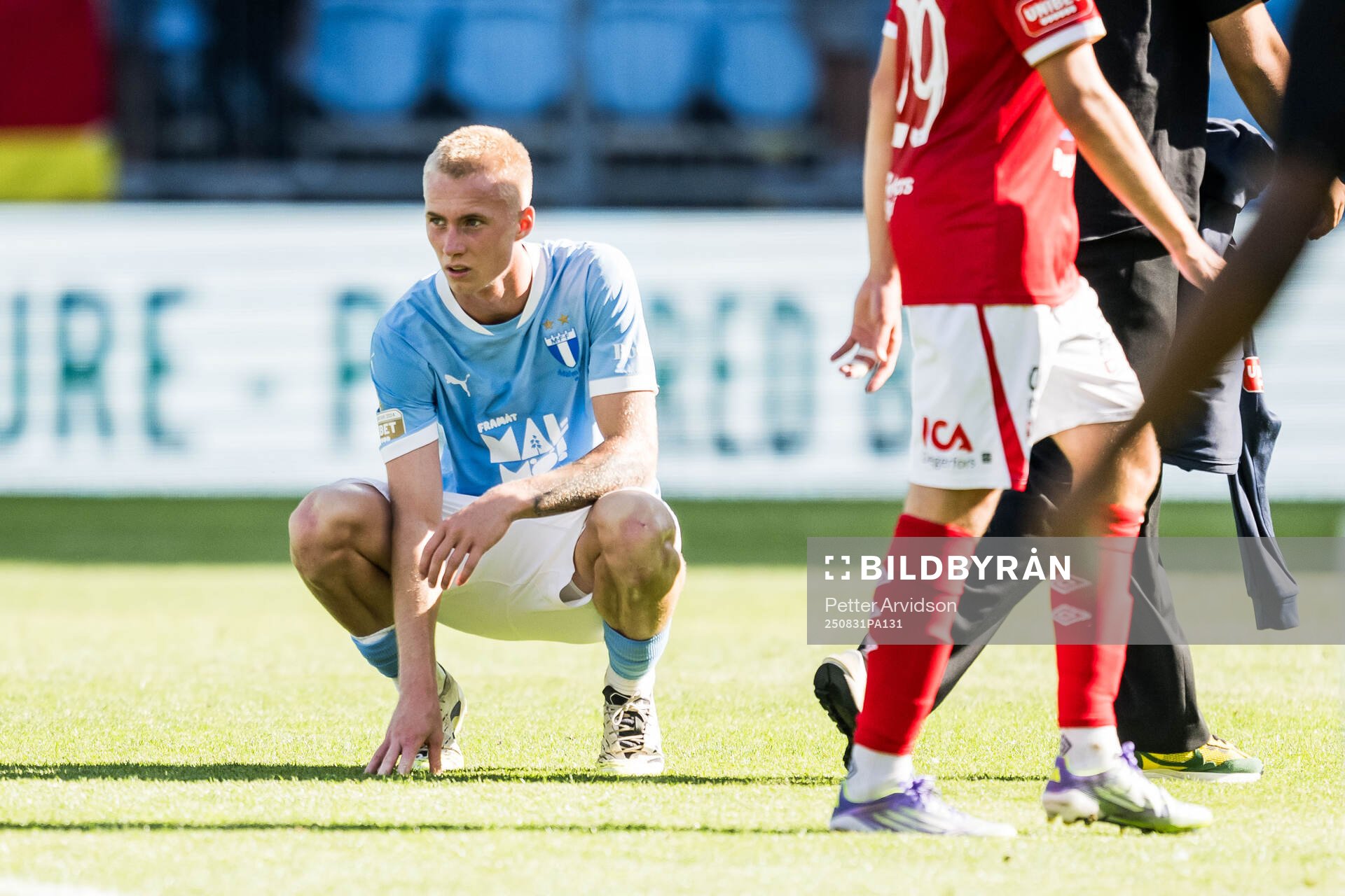 Malmö FFs Daniel Gudjohnsen deppar