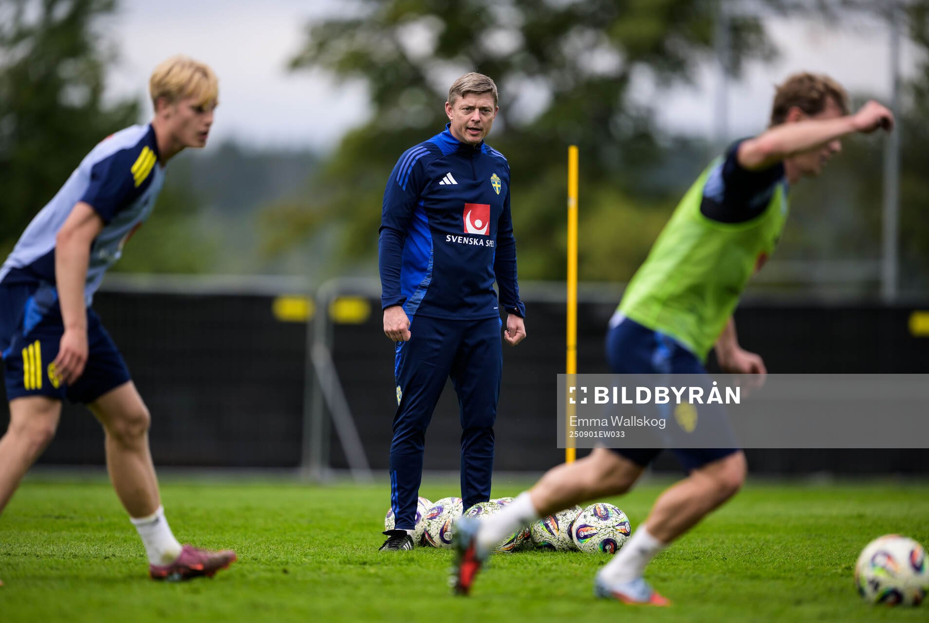 Head coach Jon Dahl Tomasson of the Swedish national