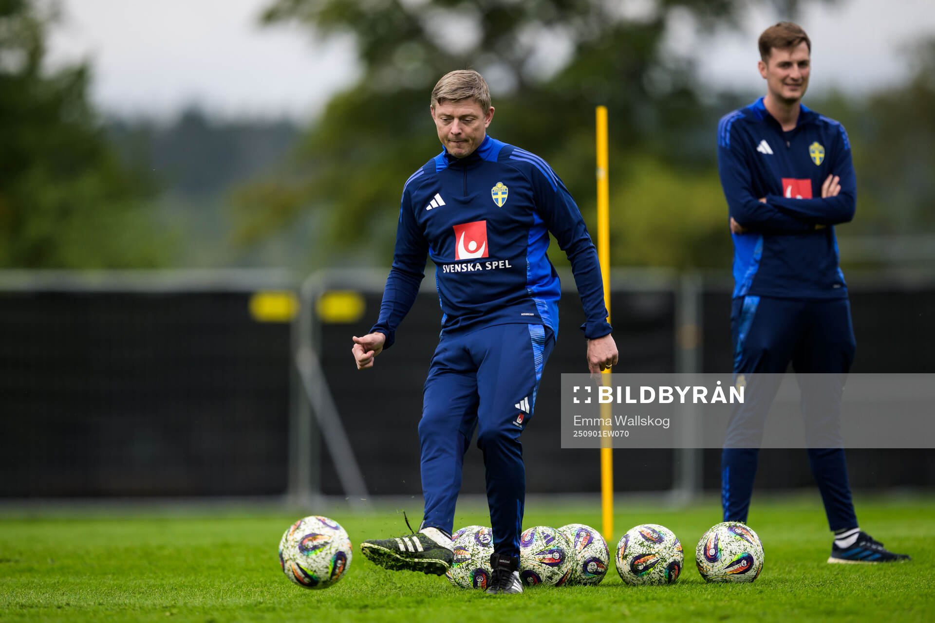 Head coach Jon Dahl Tomasson of the Swedish national