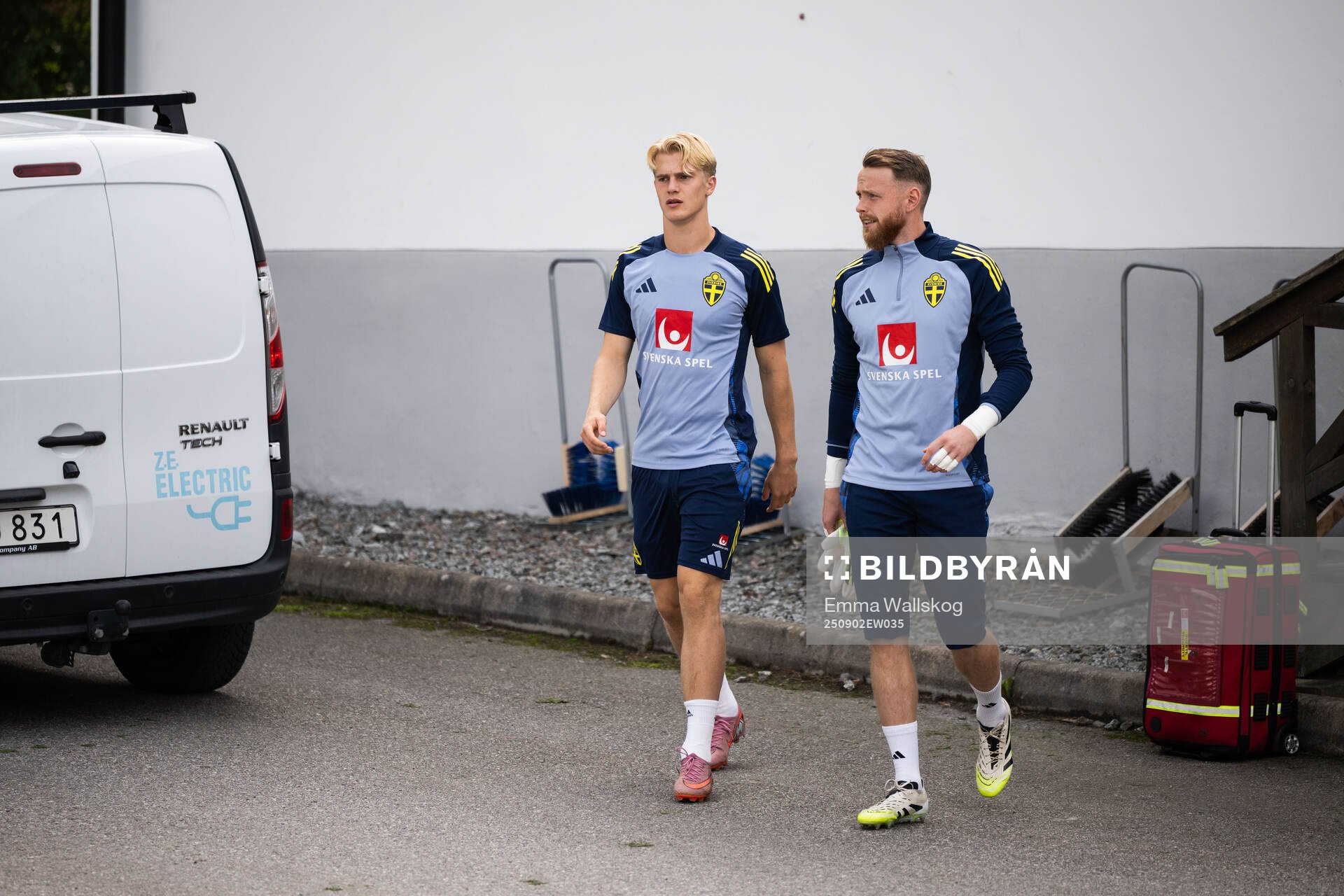 Lucas Bergvall and goalkeeper Viktor Johansson of the