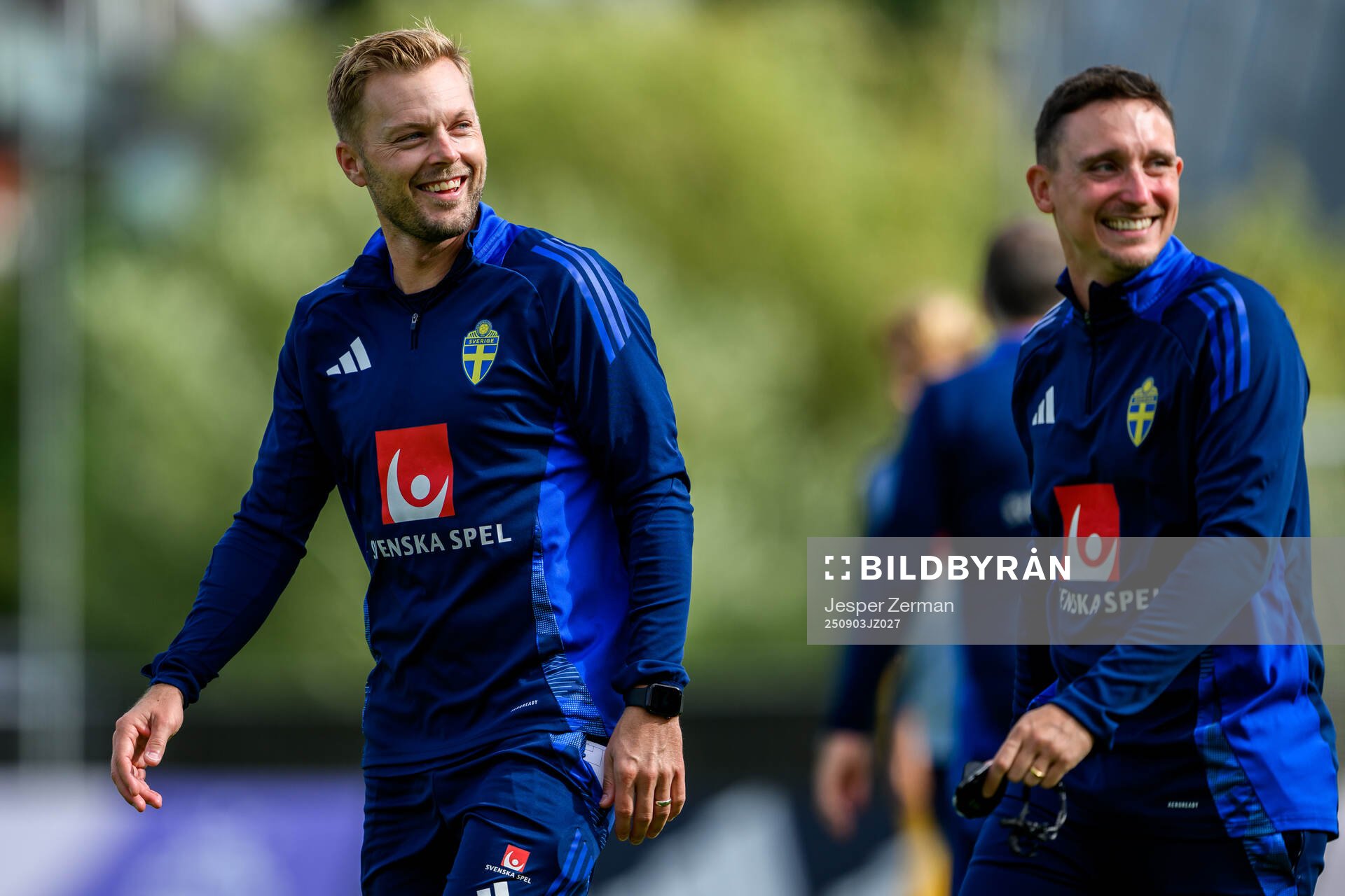 Assistant coach Sebastian Larsson of the Swedish men's