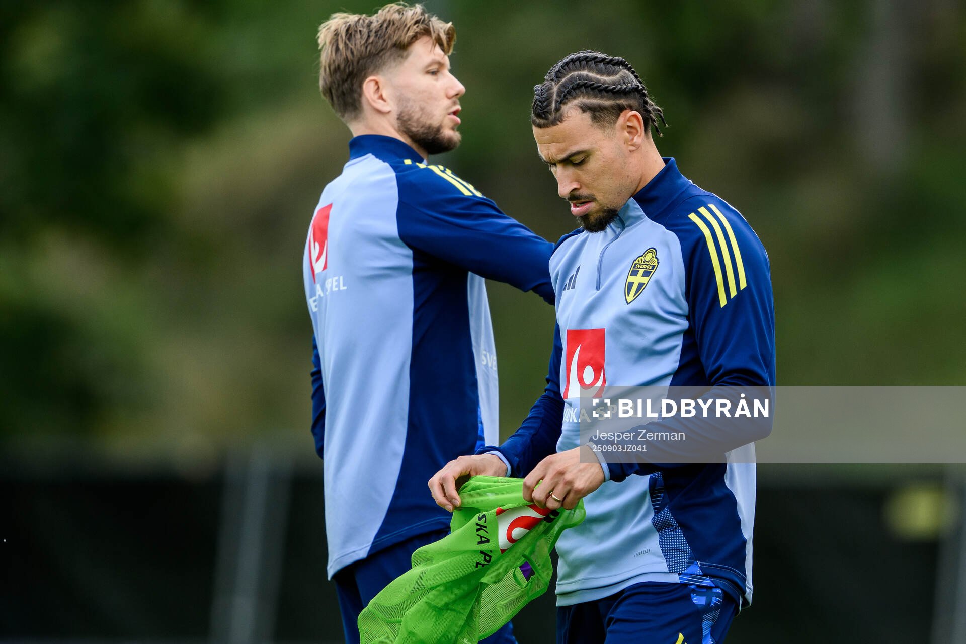 Anton Salétros and Jordan Larsson of the Swedish men's