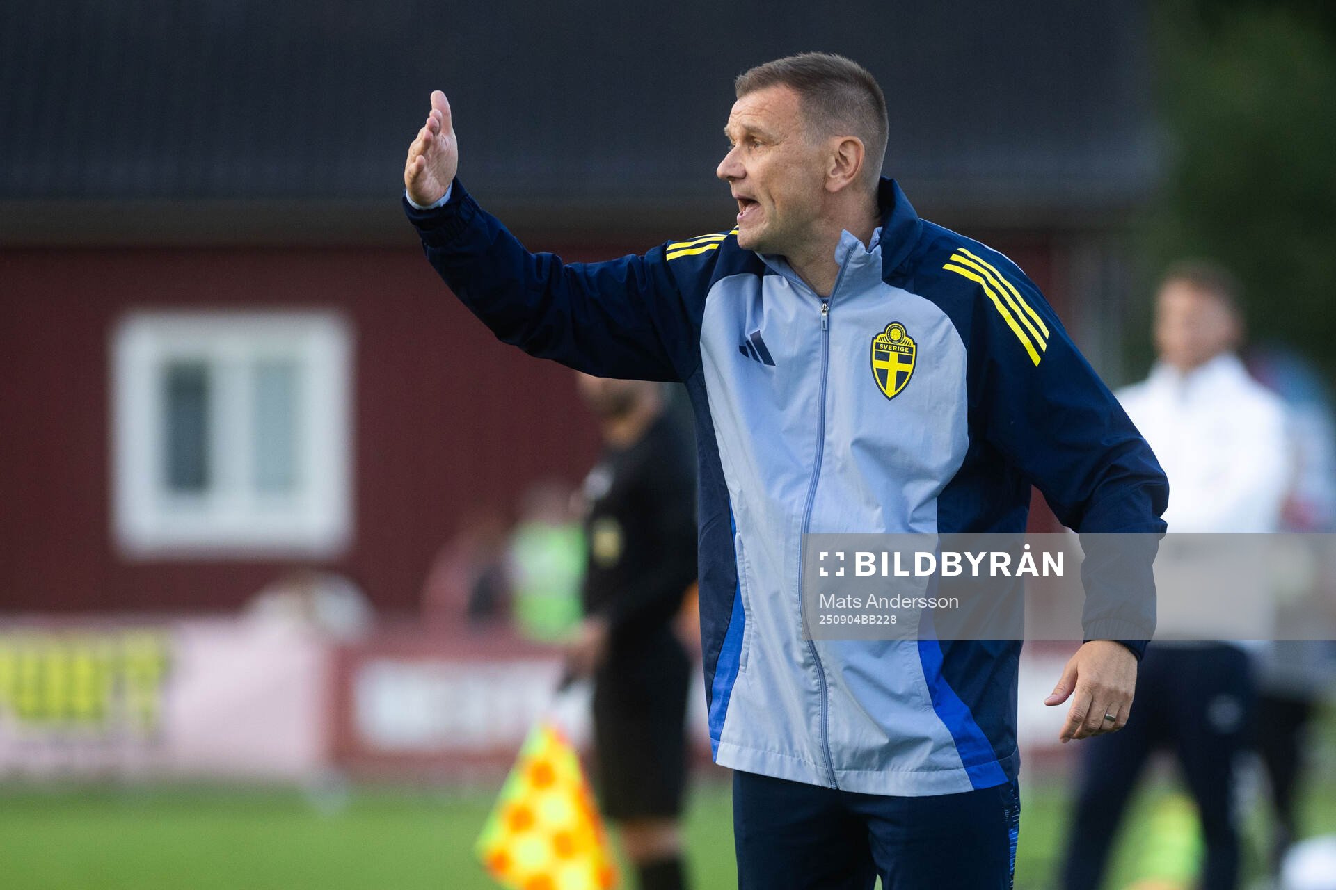 Head coach Andreas Pettersson of Sweden