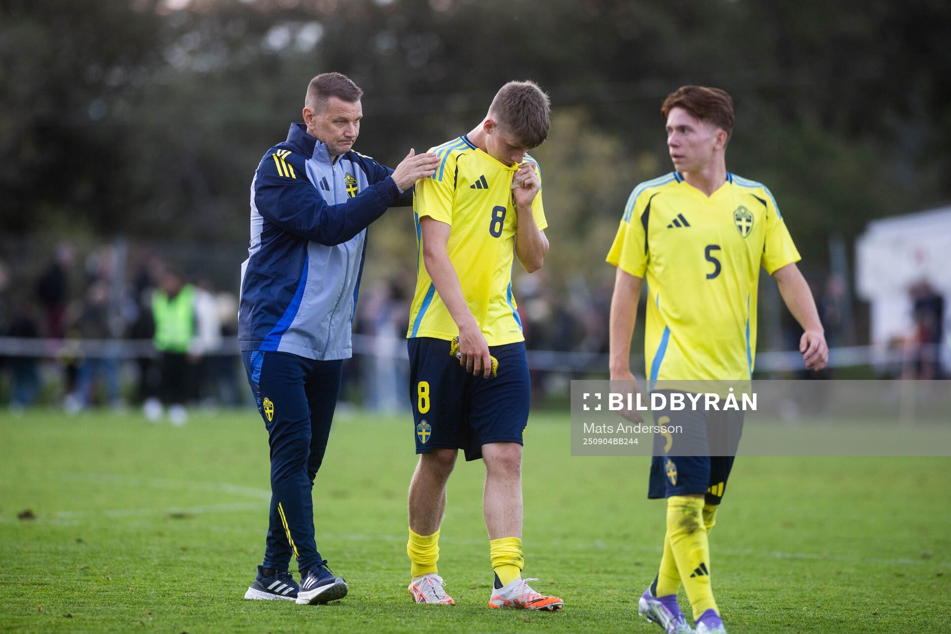 Head coach Andreas Pettersson and Björn Hedlöf of Sweden