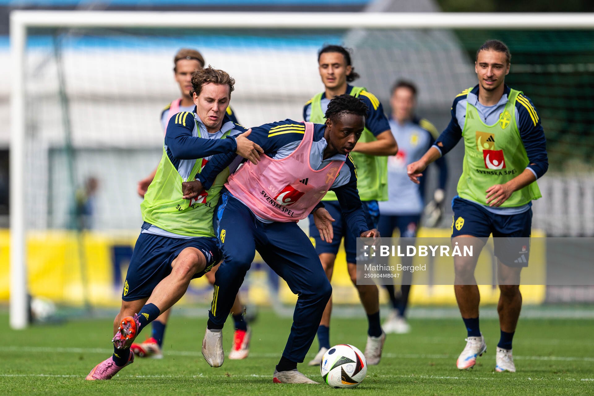 Hampus Skoglund and Richie Omorowa of the Swedish under-21