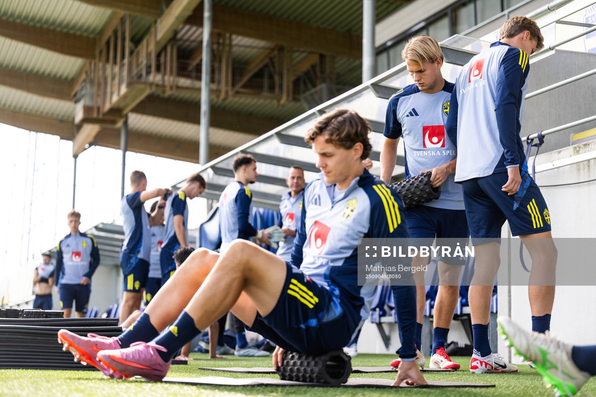 Hampus Skoglund and Markus Karlsson of the Swedish under-21