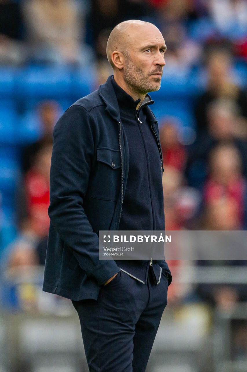 Head coach Jacob Friis of Finland