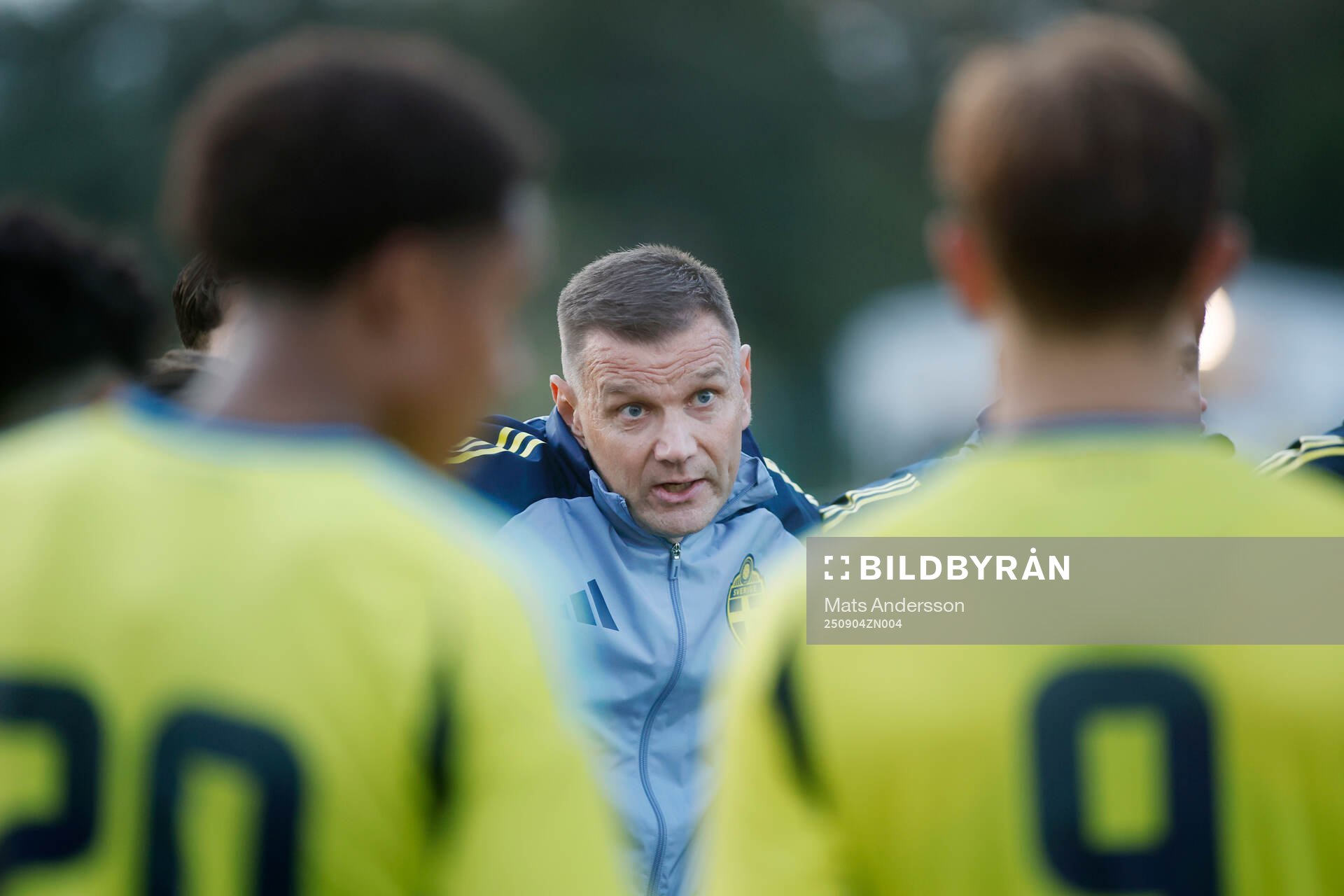 Head coach Andreas Pettersson of Sweden