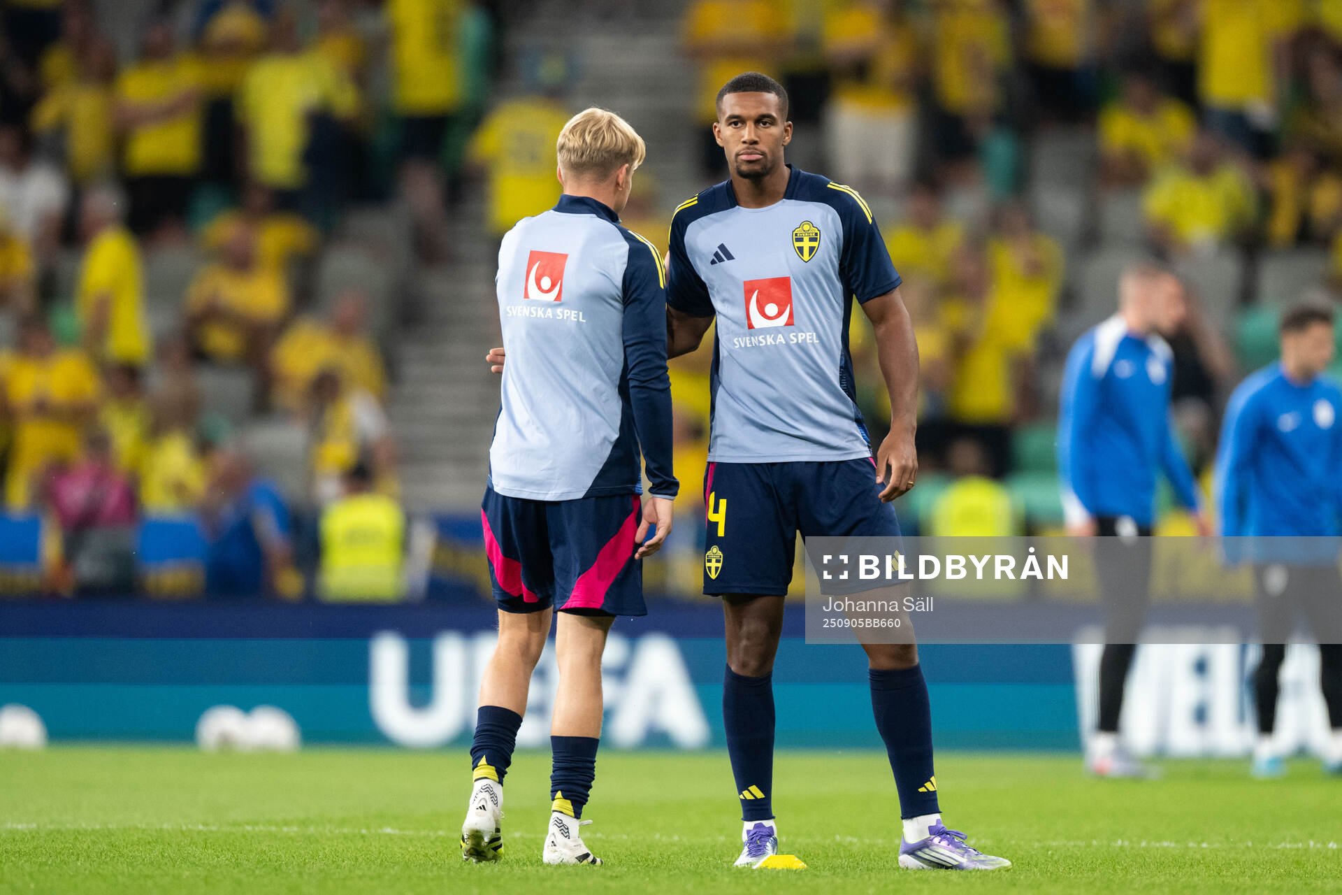 Daniel Svensson and Isak Hien of Sweden