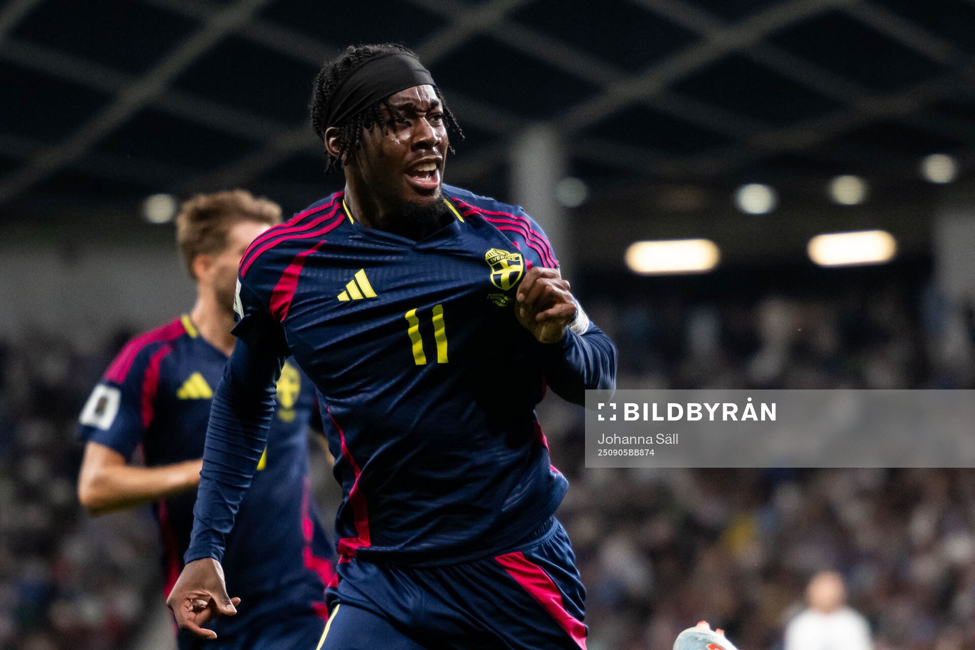 Anthony Elanga of Sweden celebrates