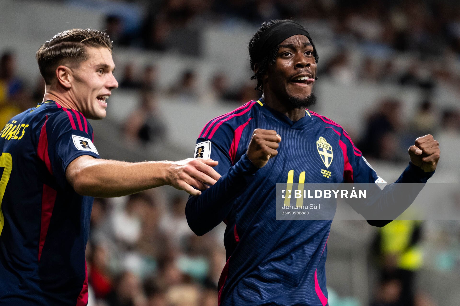 Anthony Elanga of Sweden celebrates with Alexander