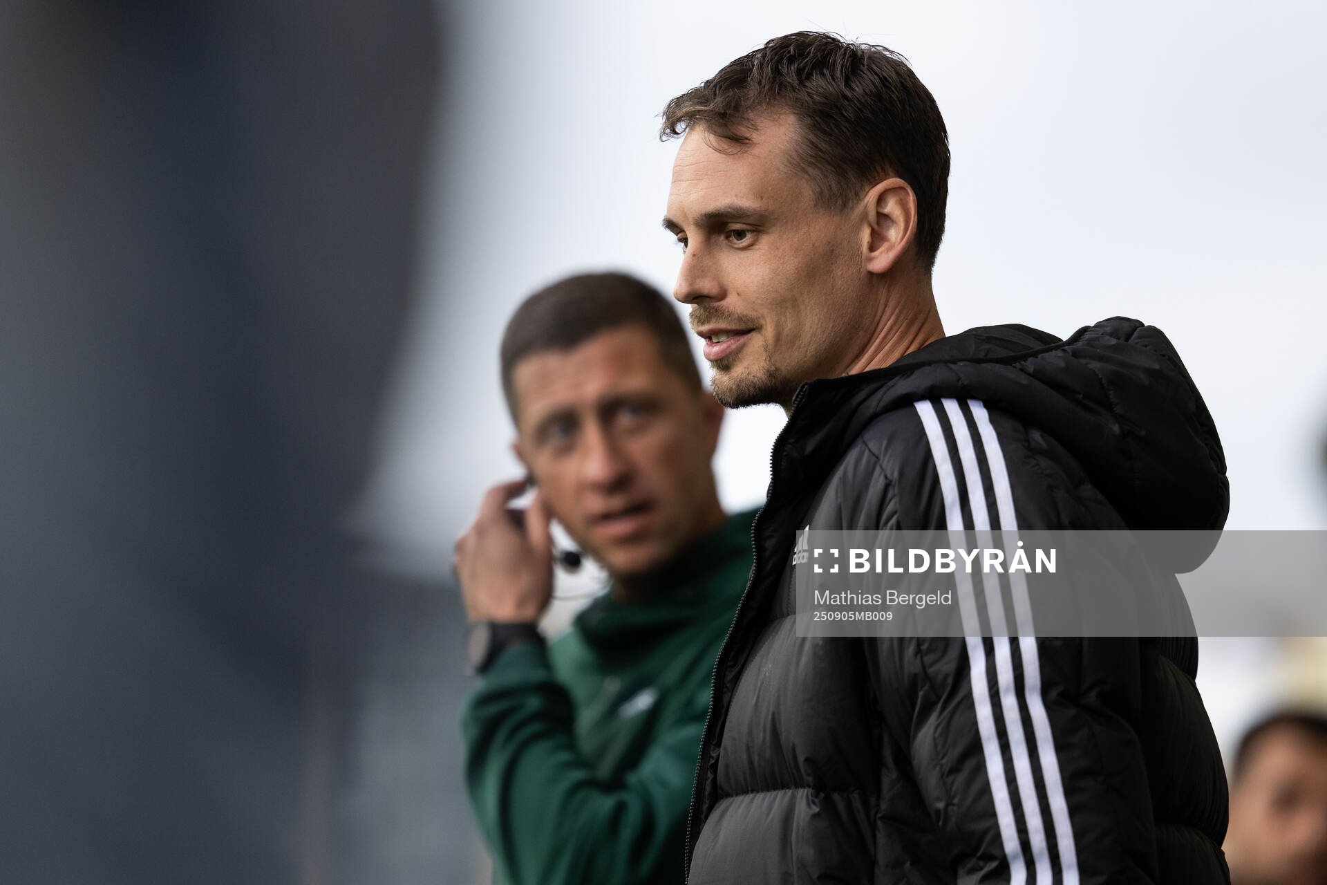 Head coach Daniel Bäckström of Sweden
