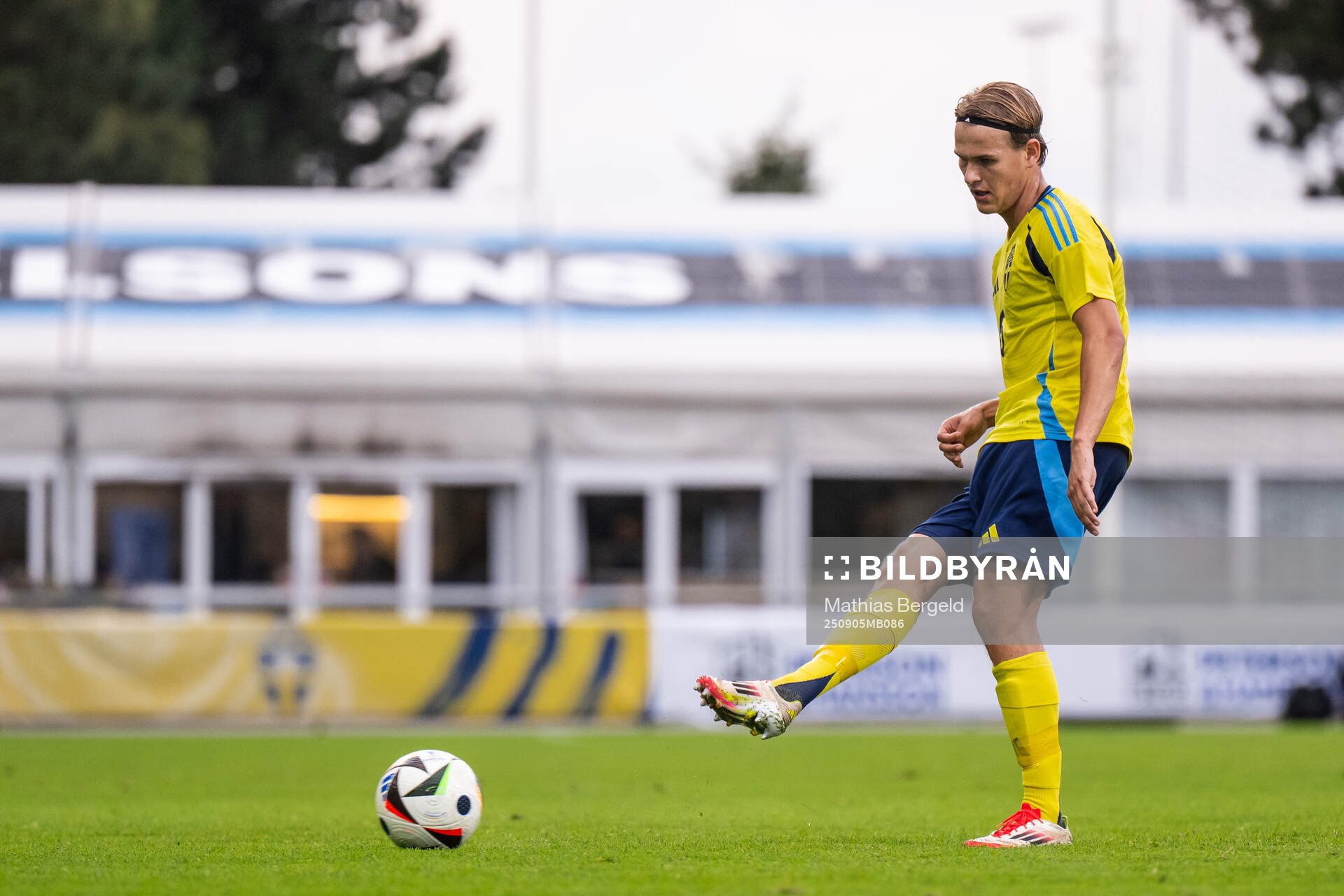 Markus Karlsson of Sweden