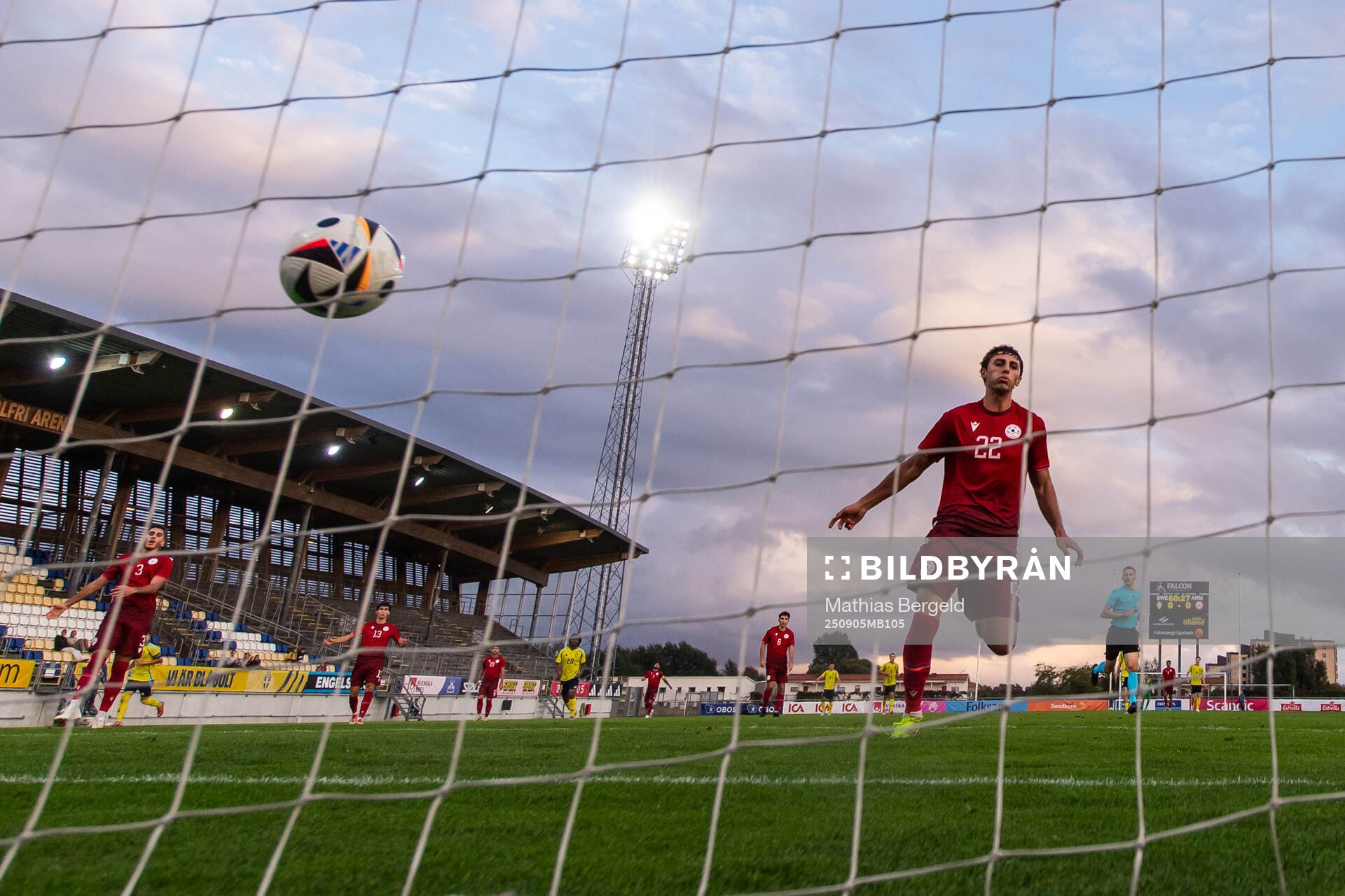Mher Tarloyan of Armenia looks dejected