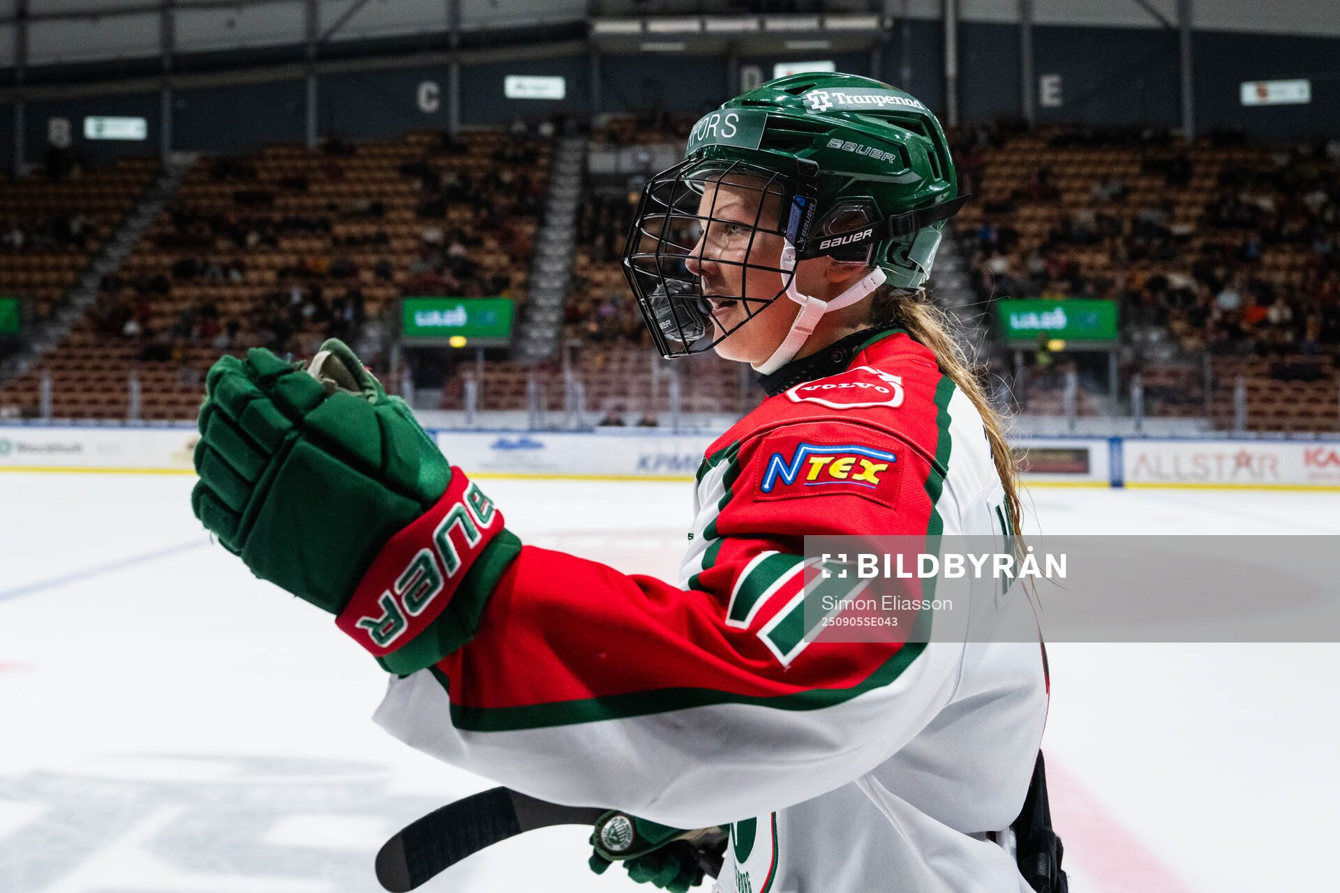 Frölundas Ella Hellman jublar