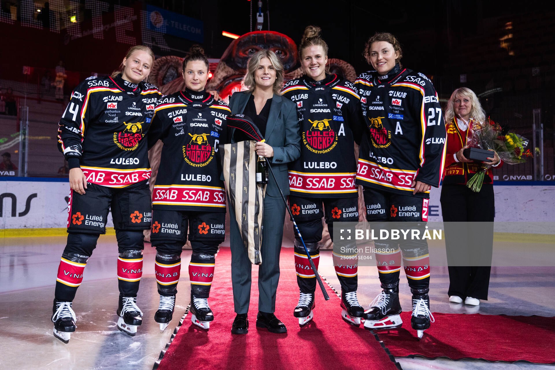 Luleås Wilma Sjölund, Jenni Hiirikoski, Emma Nordin,