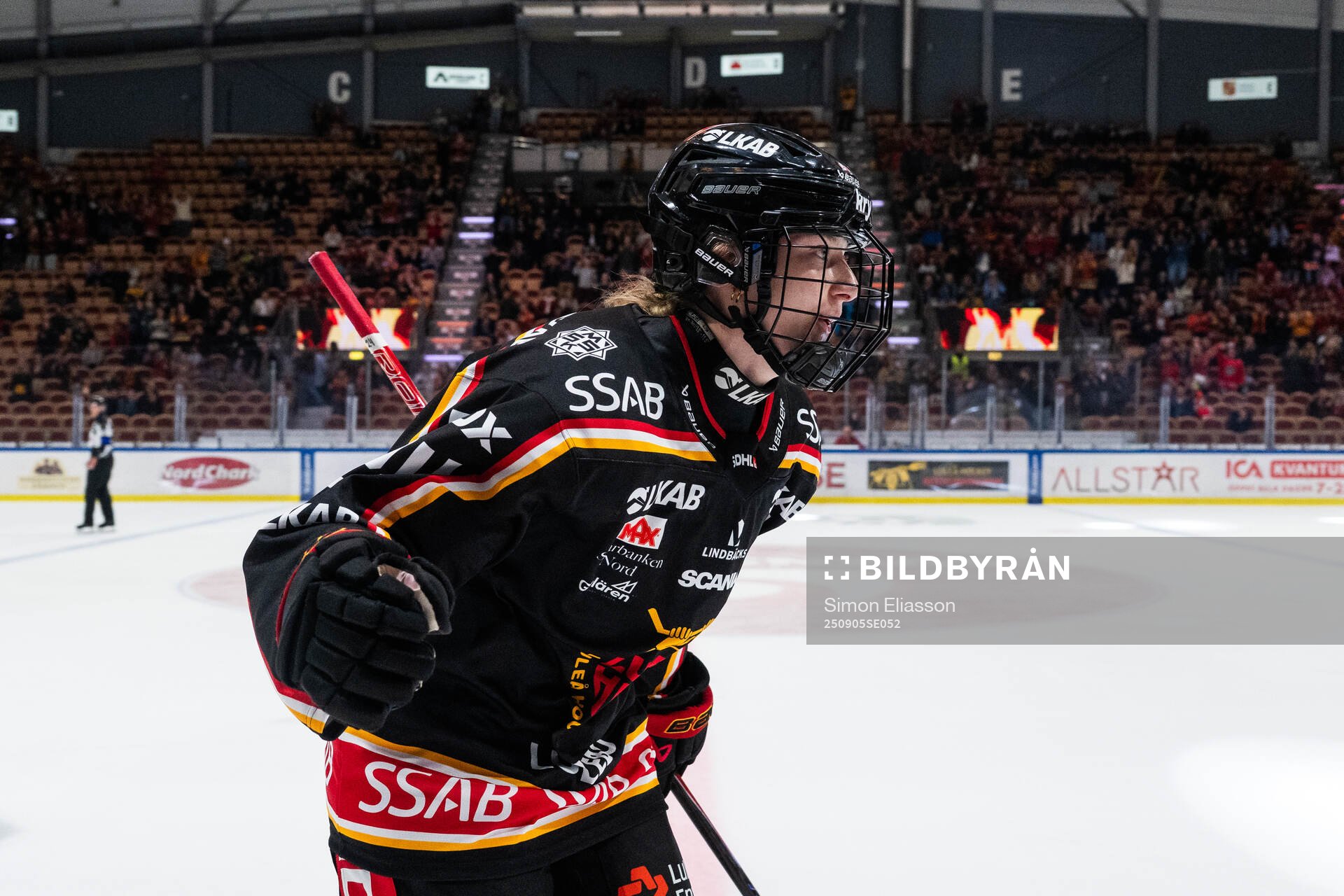 Luleås Mimmi Gill jublar