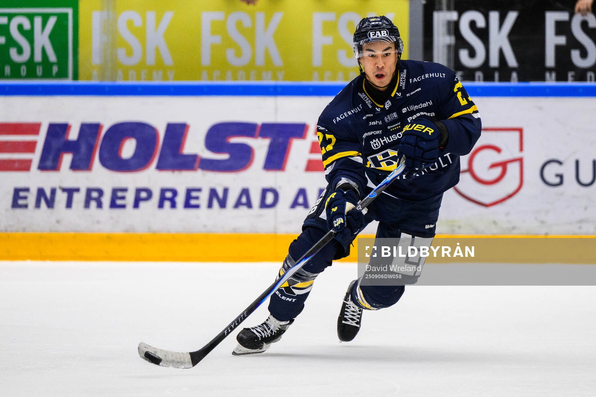 HV71s Jonathan Ang