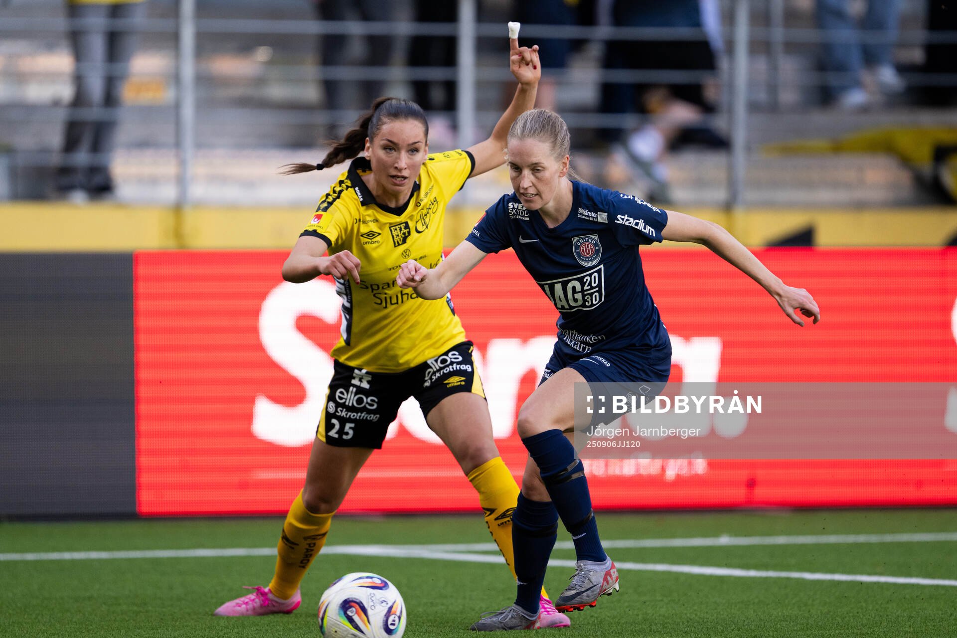 Elfsborgs Izabella Bergström och Eskilstuna Uniteds