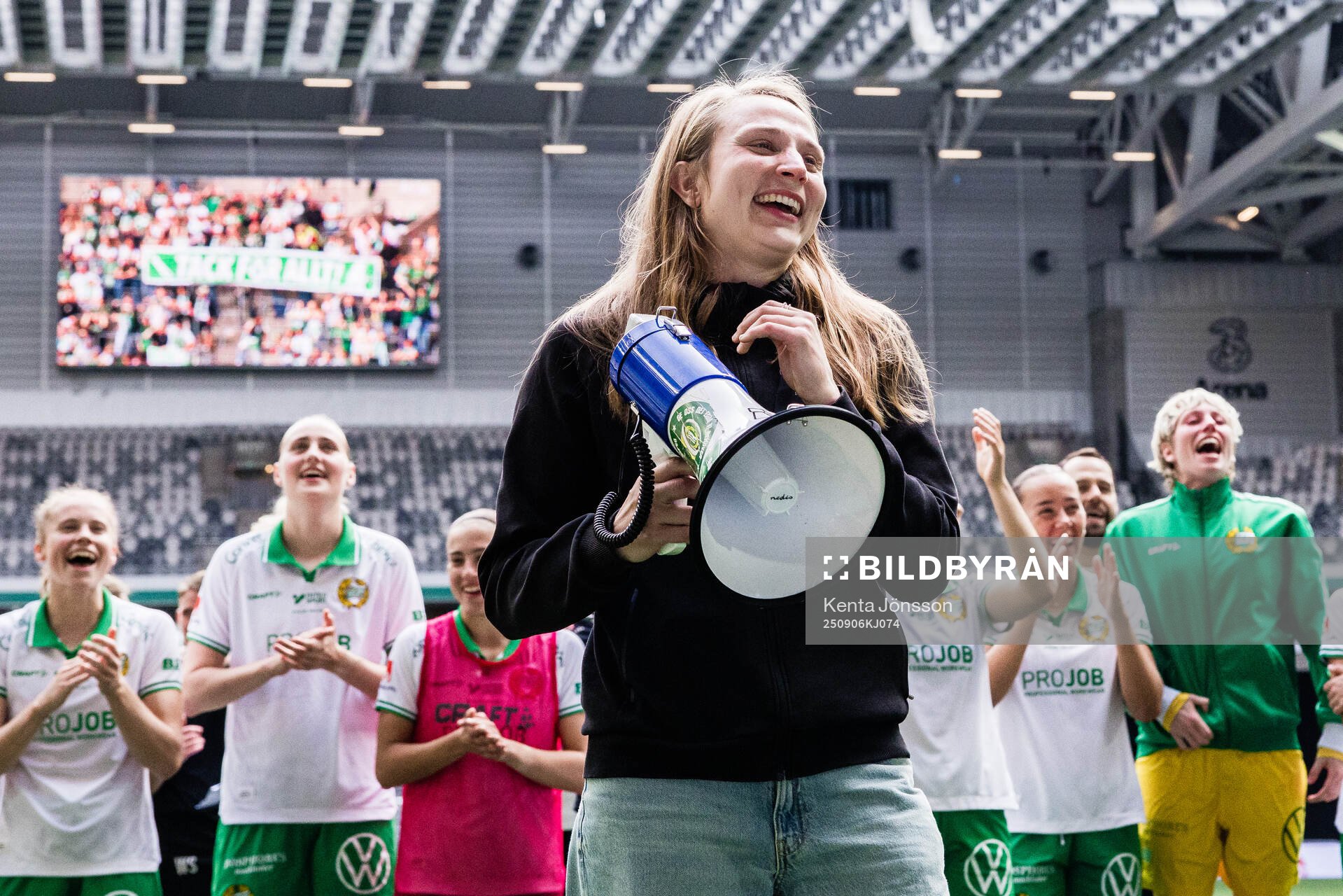 Hammarbys målvakt Anna Tamminen som hyllas