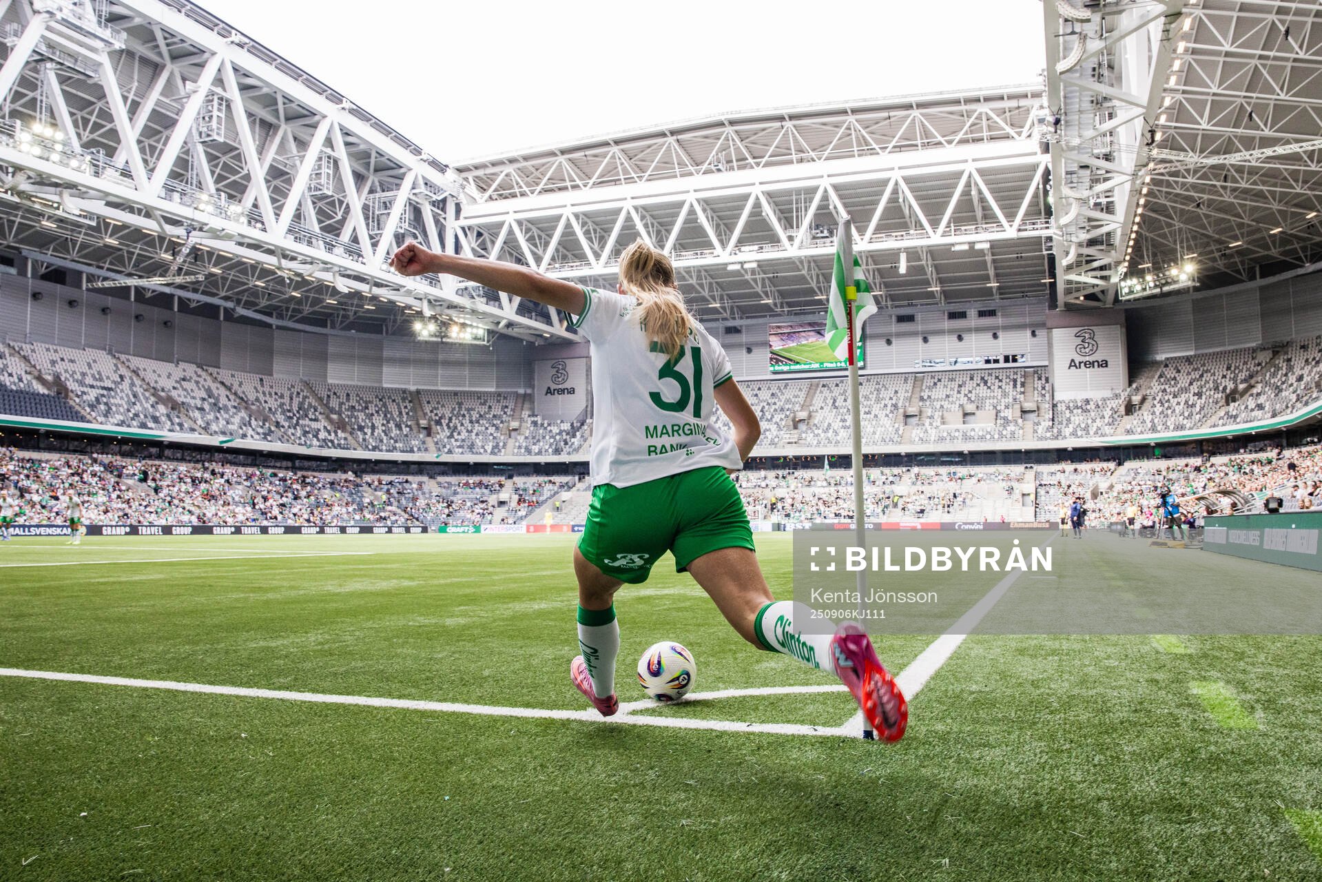 Hammarbys Smilla Holmberg med en hörna
