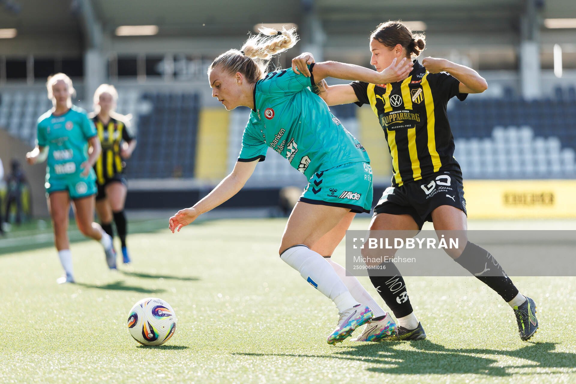 Kristianstads Gudny Árnadottir och Häckens Tabby Tindell