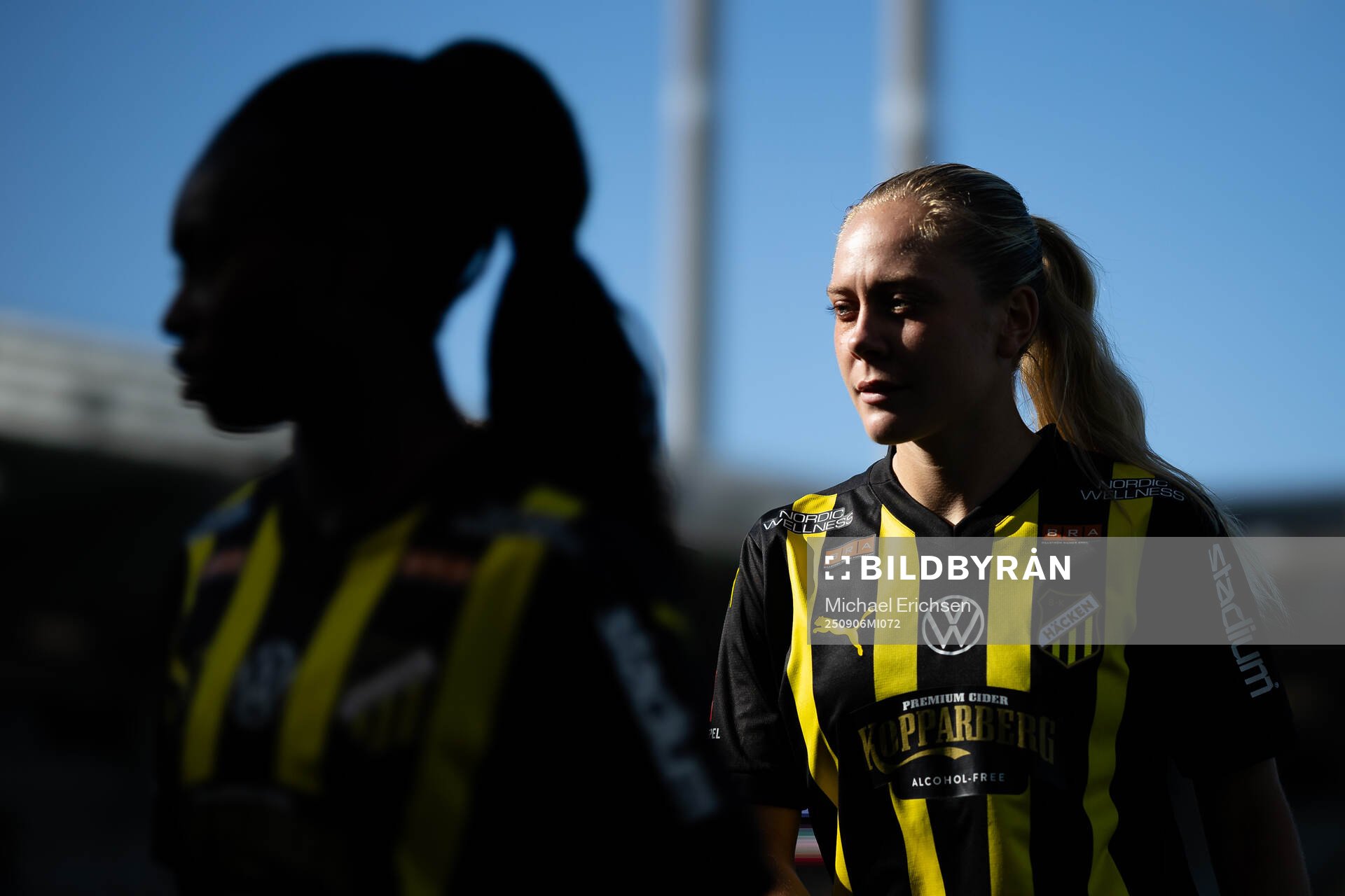 Häckens Alice Bergström och Monica Jusu Bah