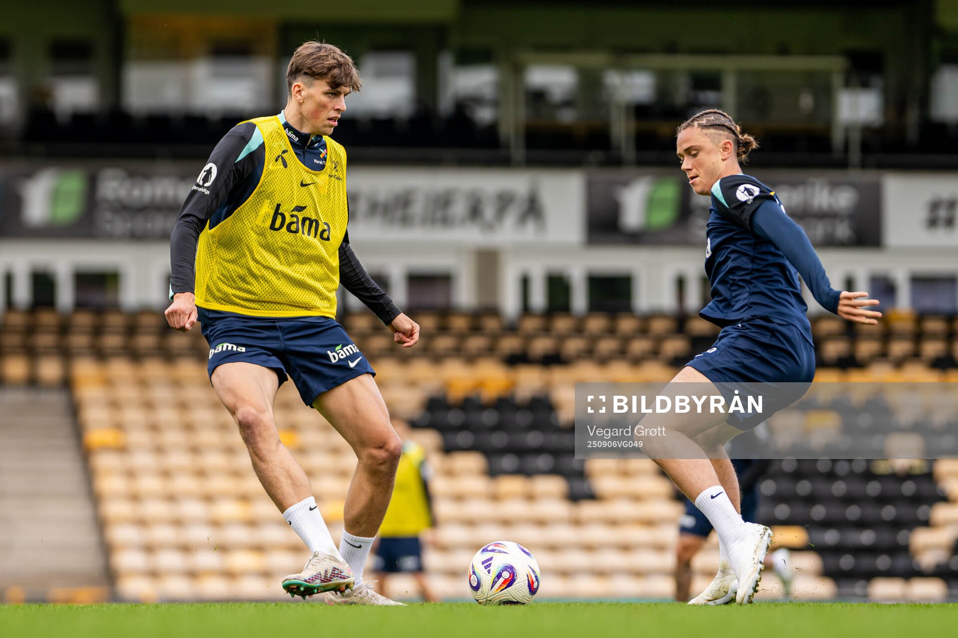 Tobias Guddal and Thelo Aasgaard of the Norwegian national