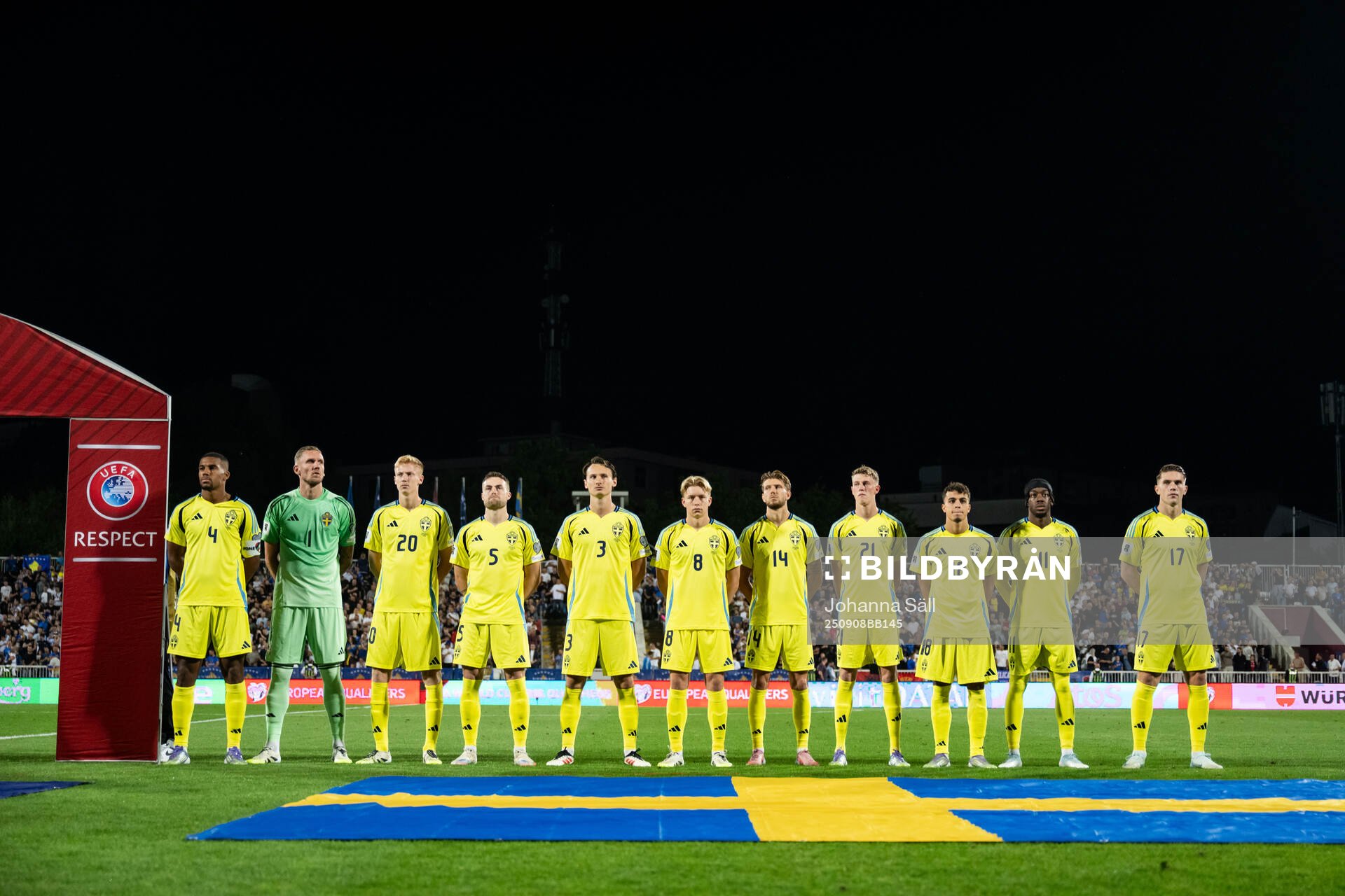Isak Hien, goalkeeper Robin Olsen, Hugo Larsson, Gabriel