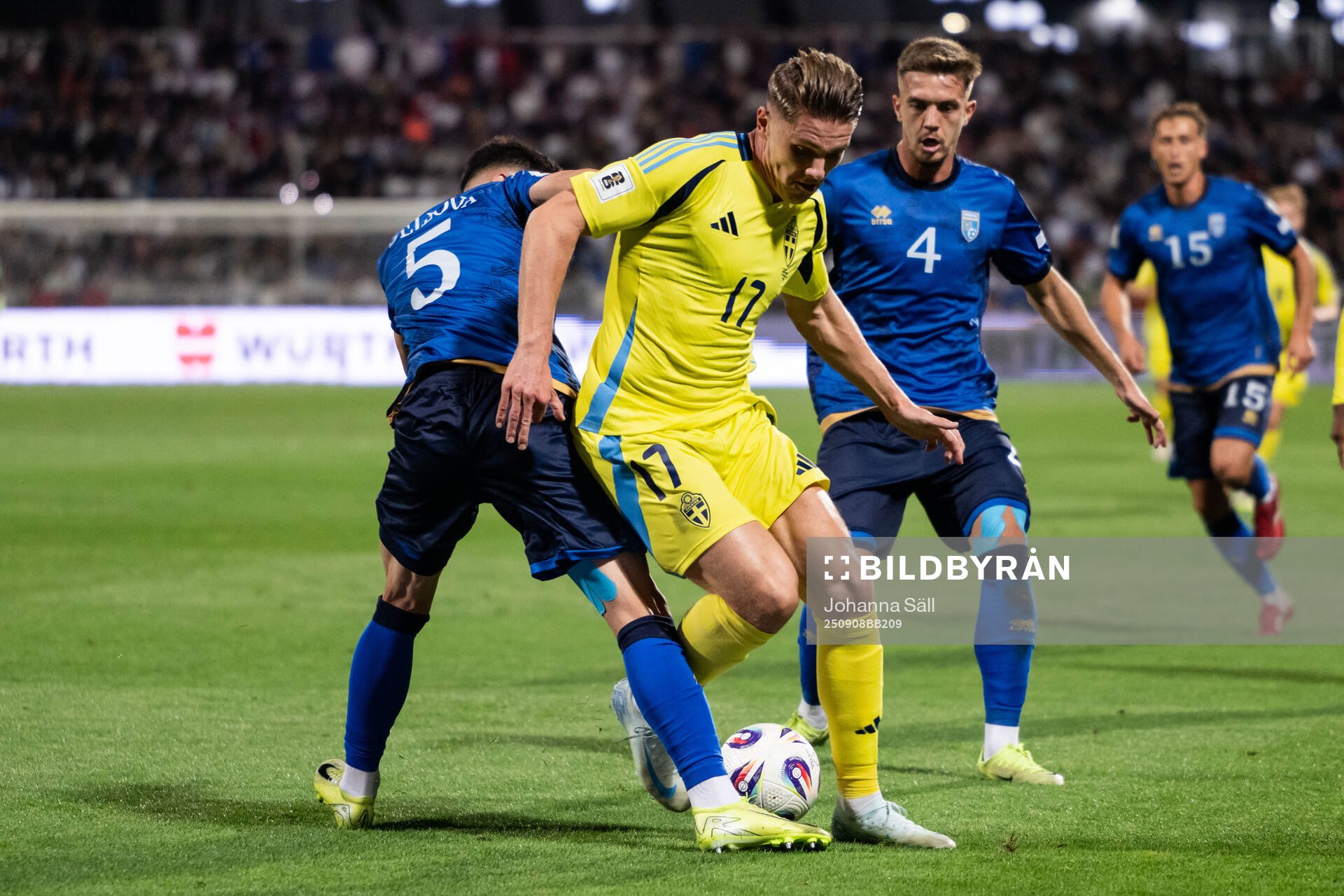 Lumbardh Dellova and Ilir Krasniqi of Kosovo against Viktor