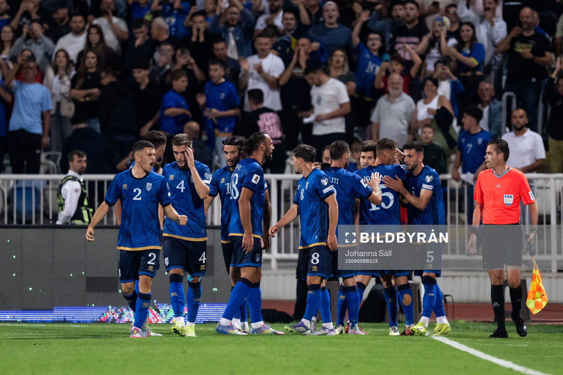 Players of Kosovo celebrate