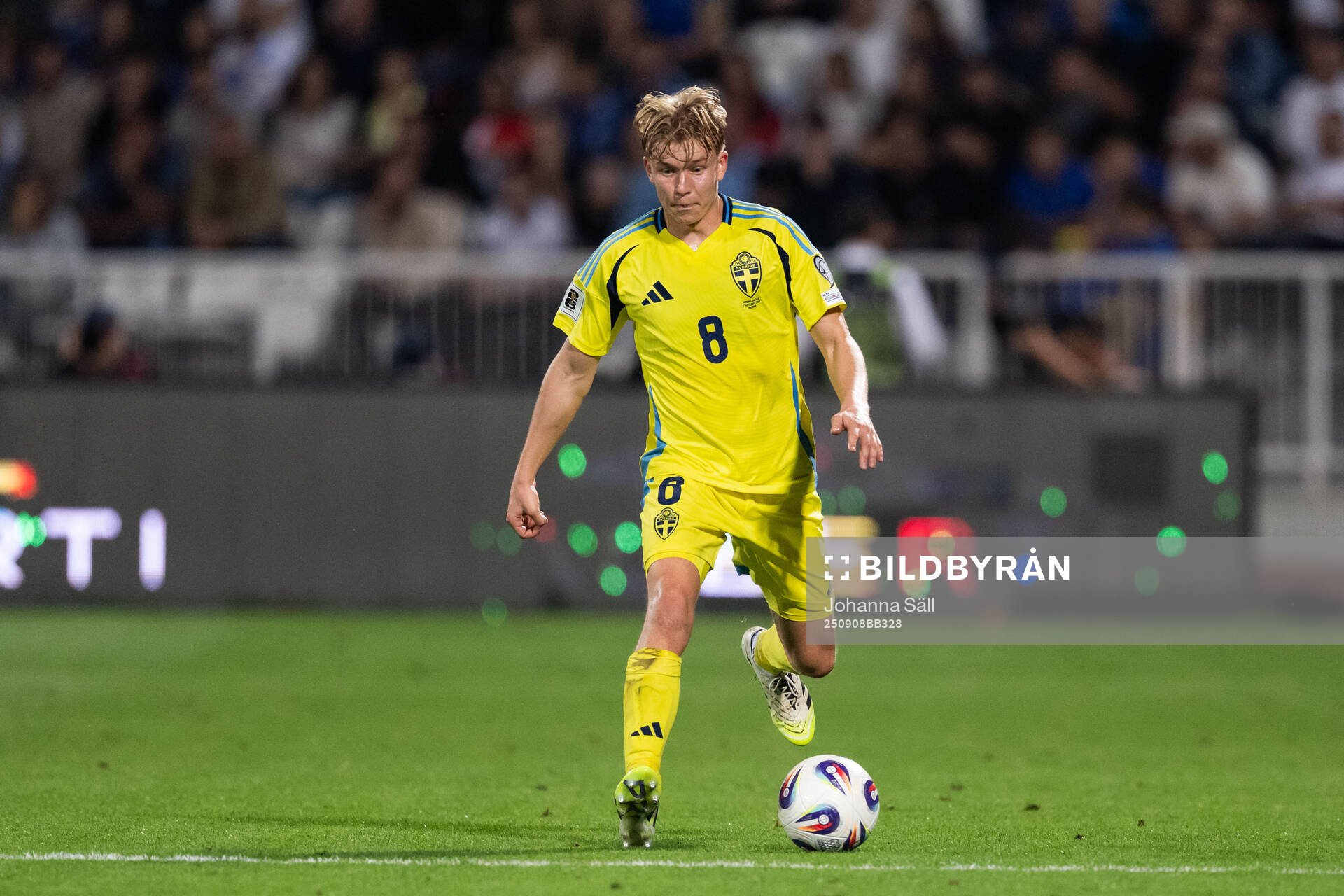Daniel Svensson of Sweden