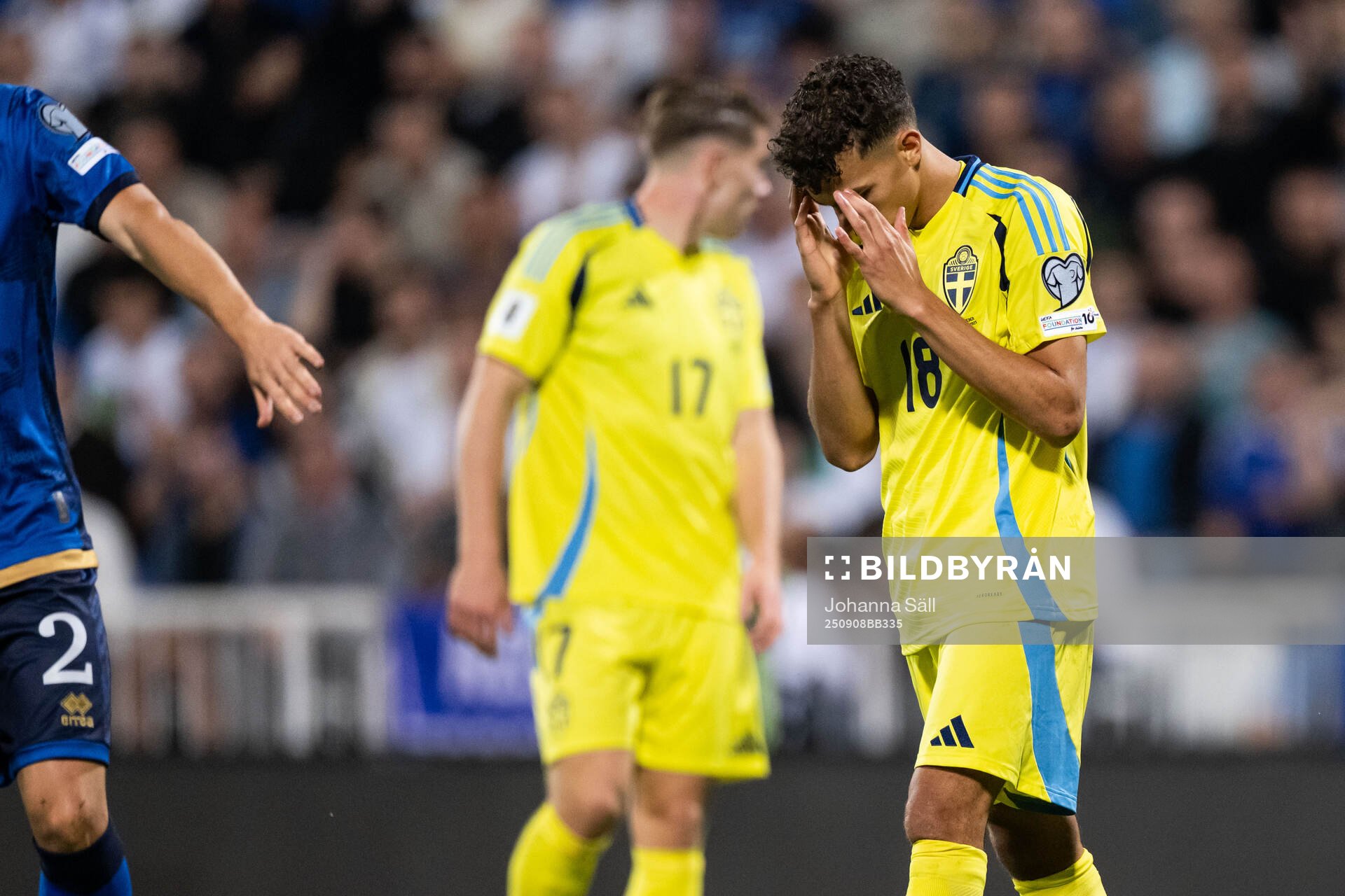 Yasin Ayari of Sweden looks dejected