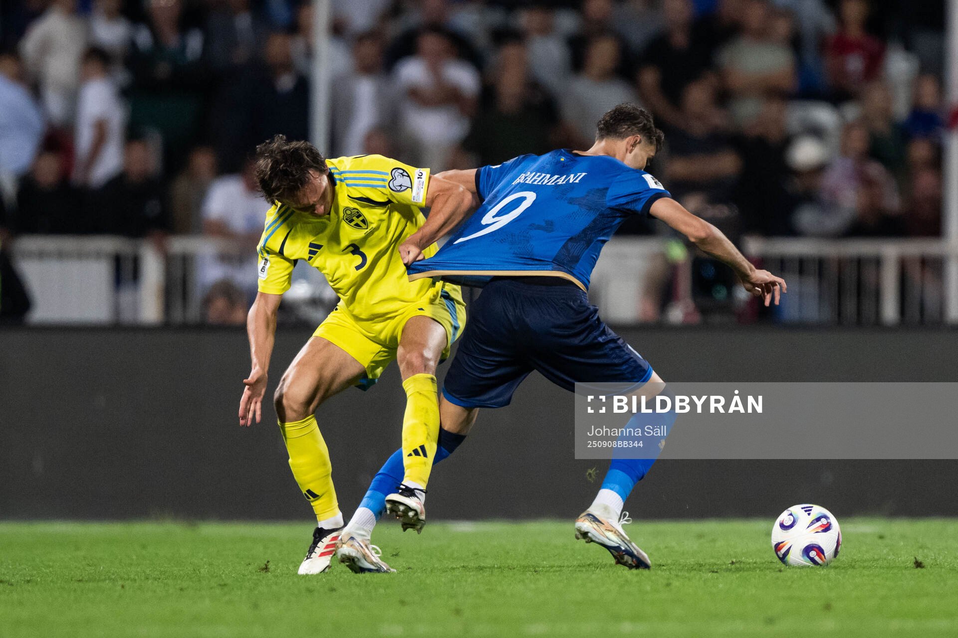 Hjalmar Ekdal of Sweden and Albion Rrahmani of Kosovo