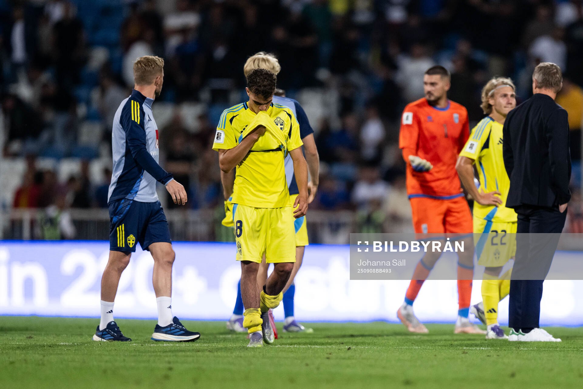 Yasin Ayari of Sweden looks dejected