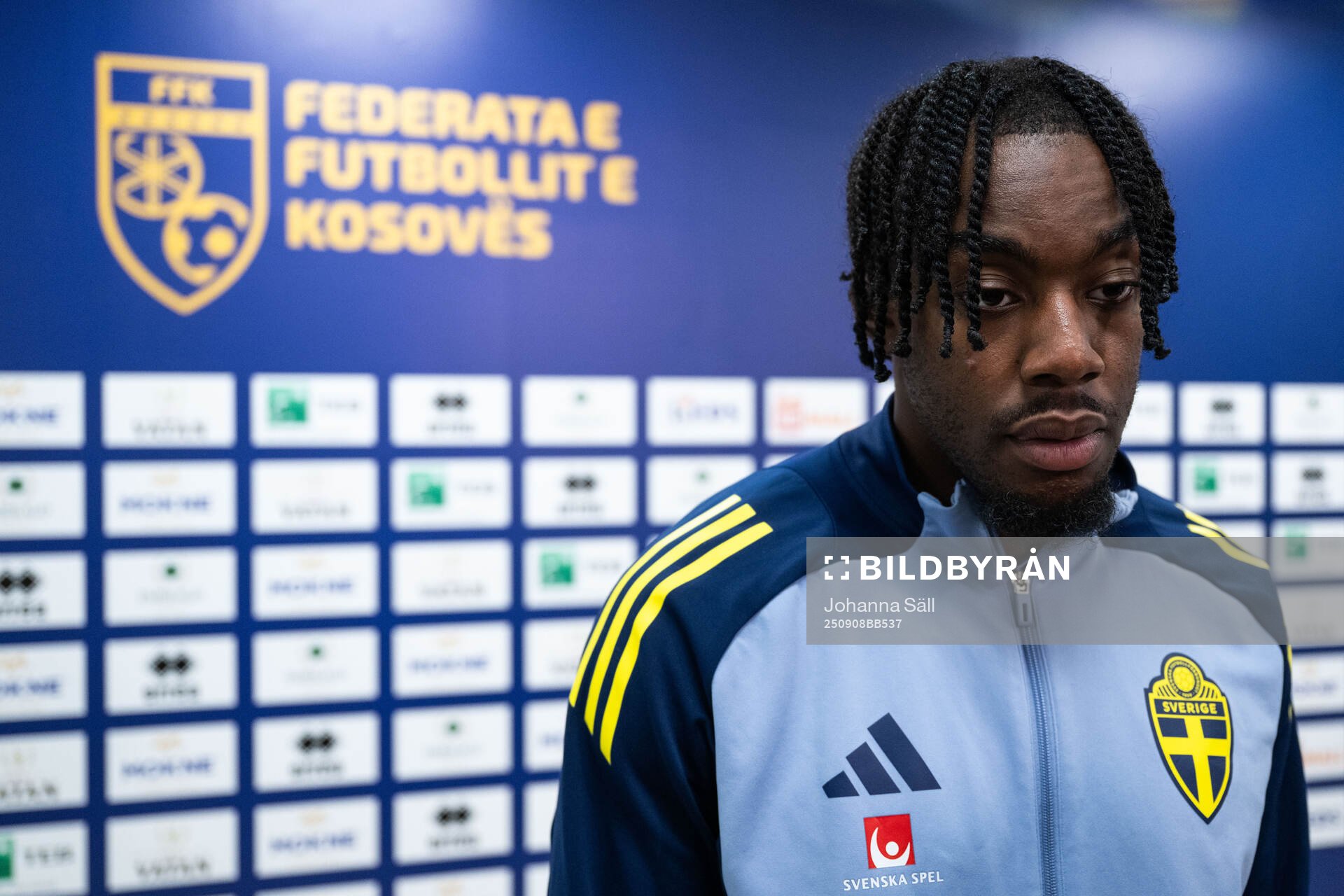 Anthony Elanga of Sweden in mixed zone