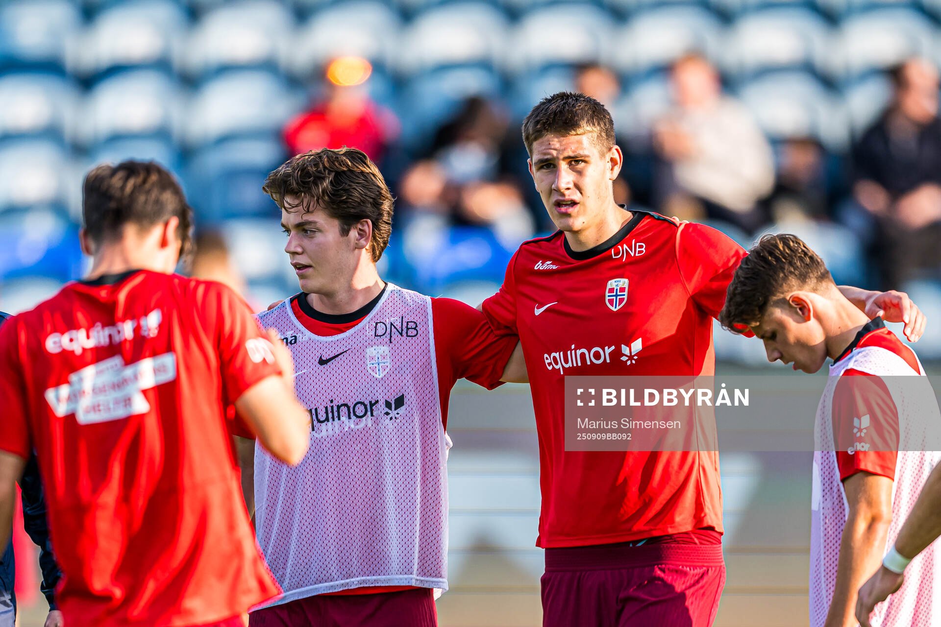 Sverre Halseth Nypan and Eivind Helland of Norway warms up