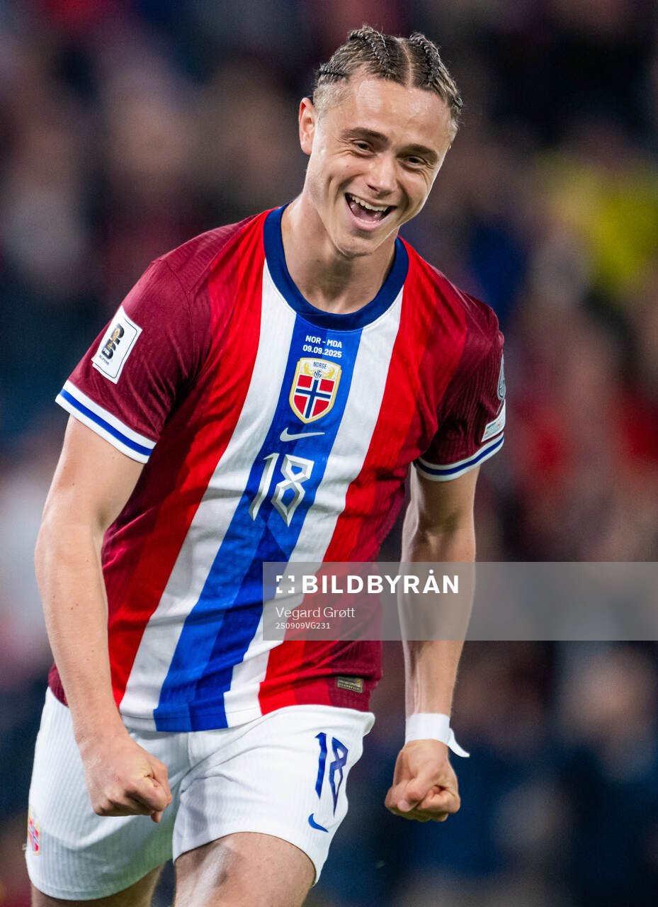 Thelo Aasgaard of Norway celebrates
