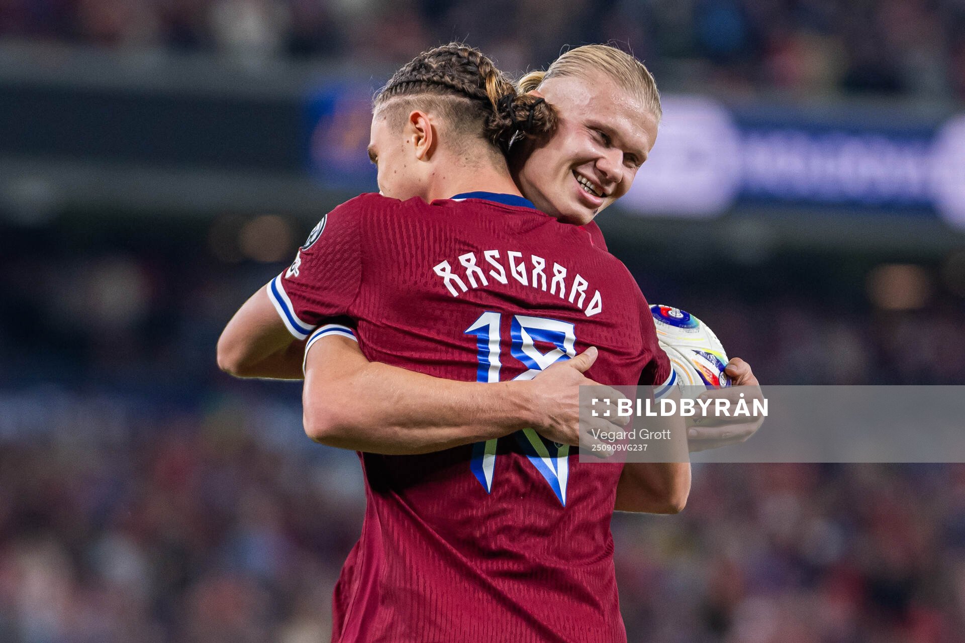 Thelo Aasgaard of Norway celebrates with teammate Erling