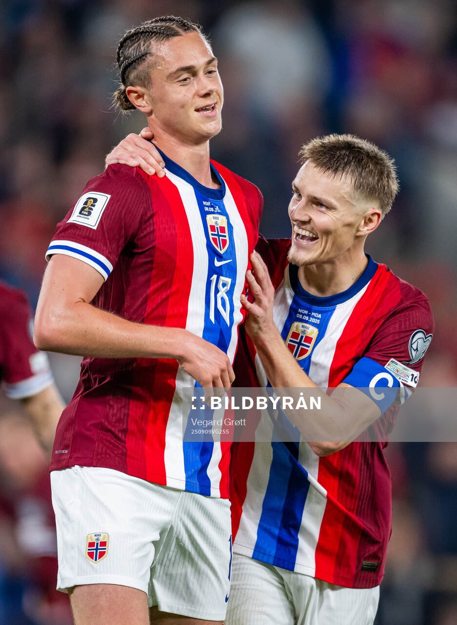 Thelo Aasgaard of Norway celebrates with teammate Martin