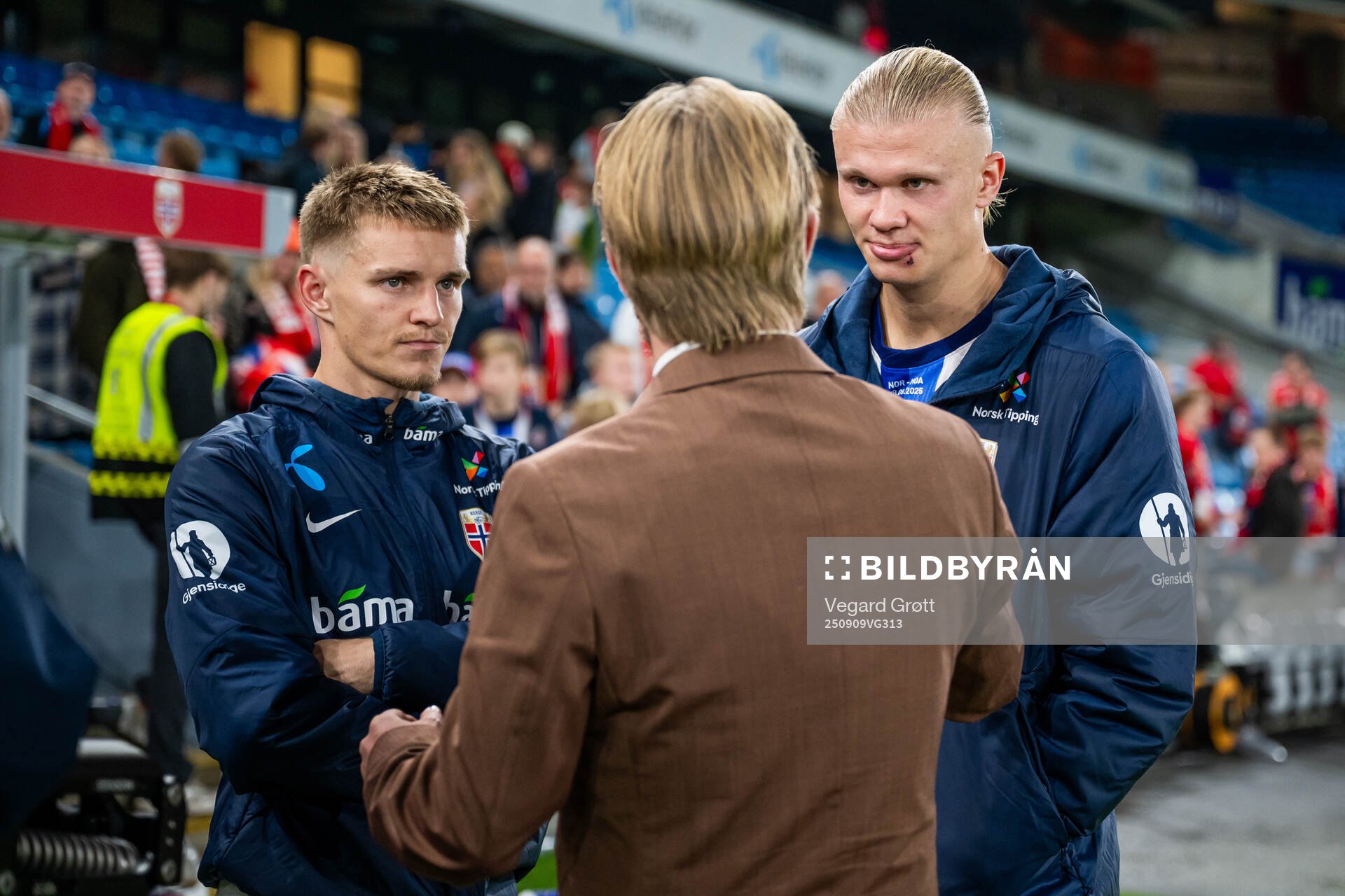 Martin Ødegaard and Erling Braut Haaland of Norway speaks