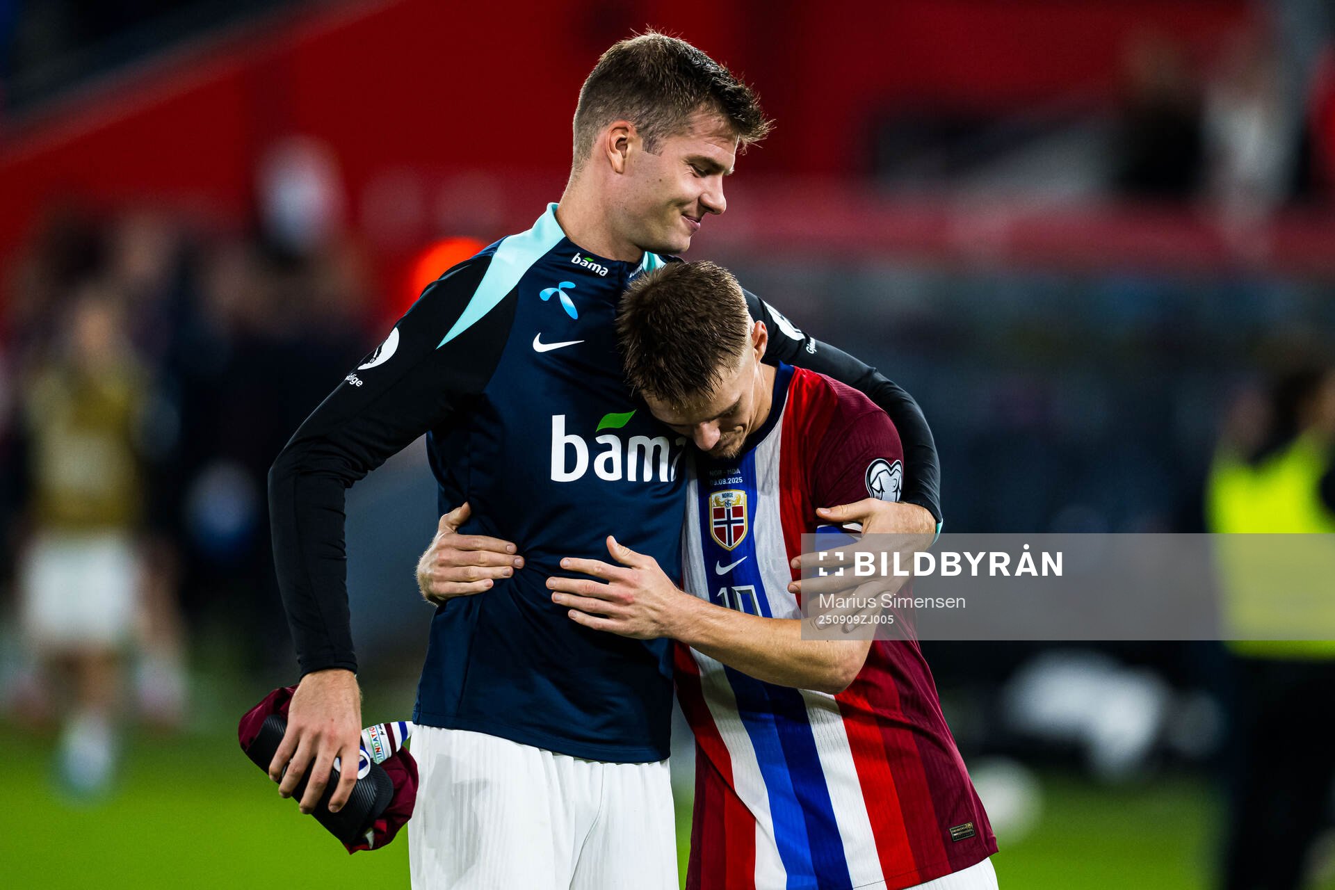 Alexander Sørloth and Martin Ødegaard of Norway